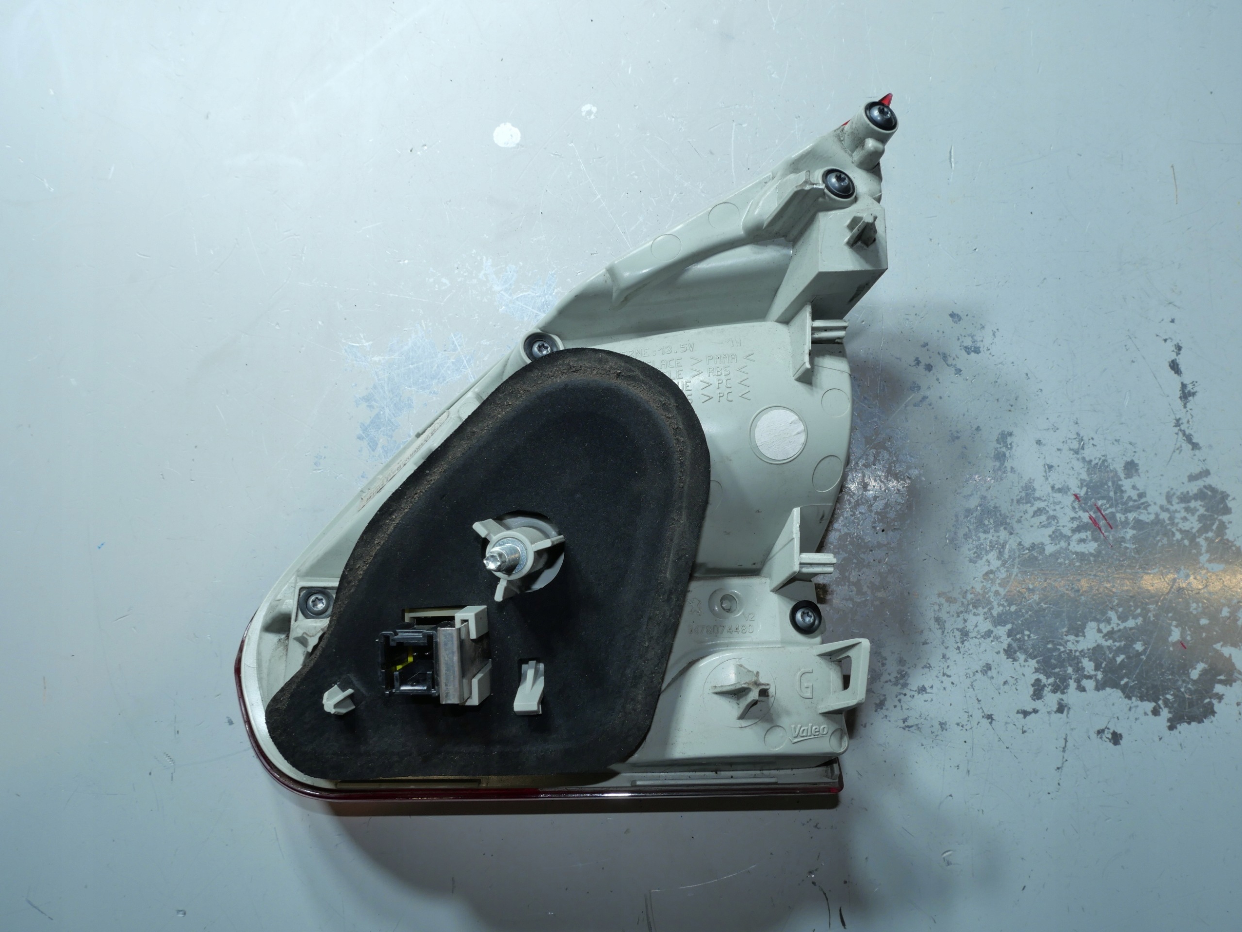light rear part PEUGEOT 2008 9678074480
