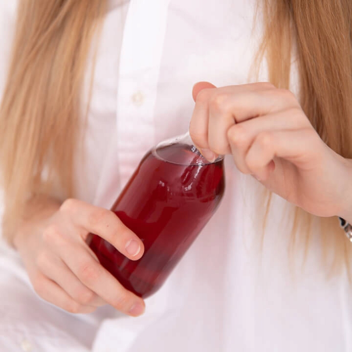 Butelka na sok soczek syrop 330ml + WIECZKO Materiał wykonania szkło