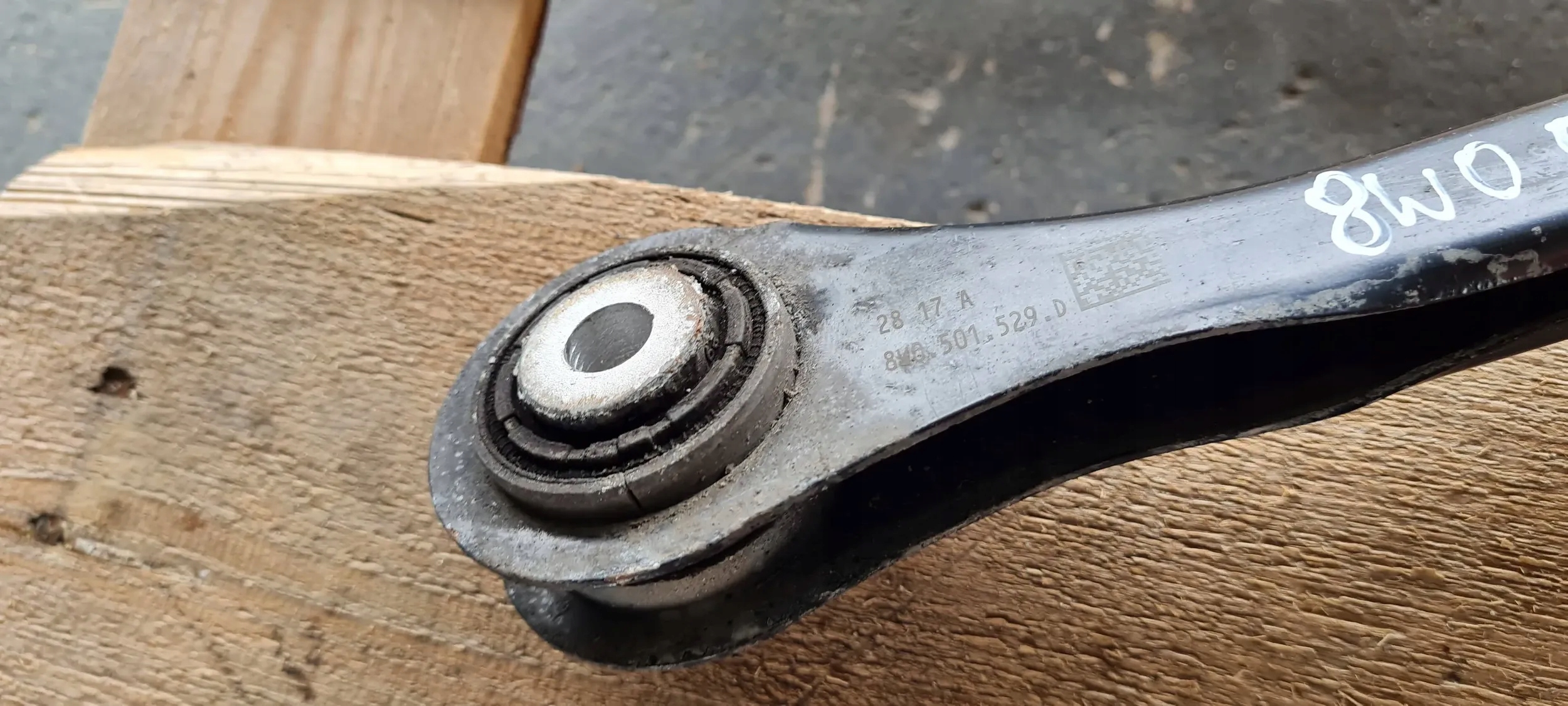 A5 8W QUERLENKER LINKS RECHTS HECK 8W0501529D A4 B9 8W