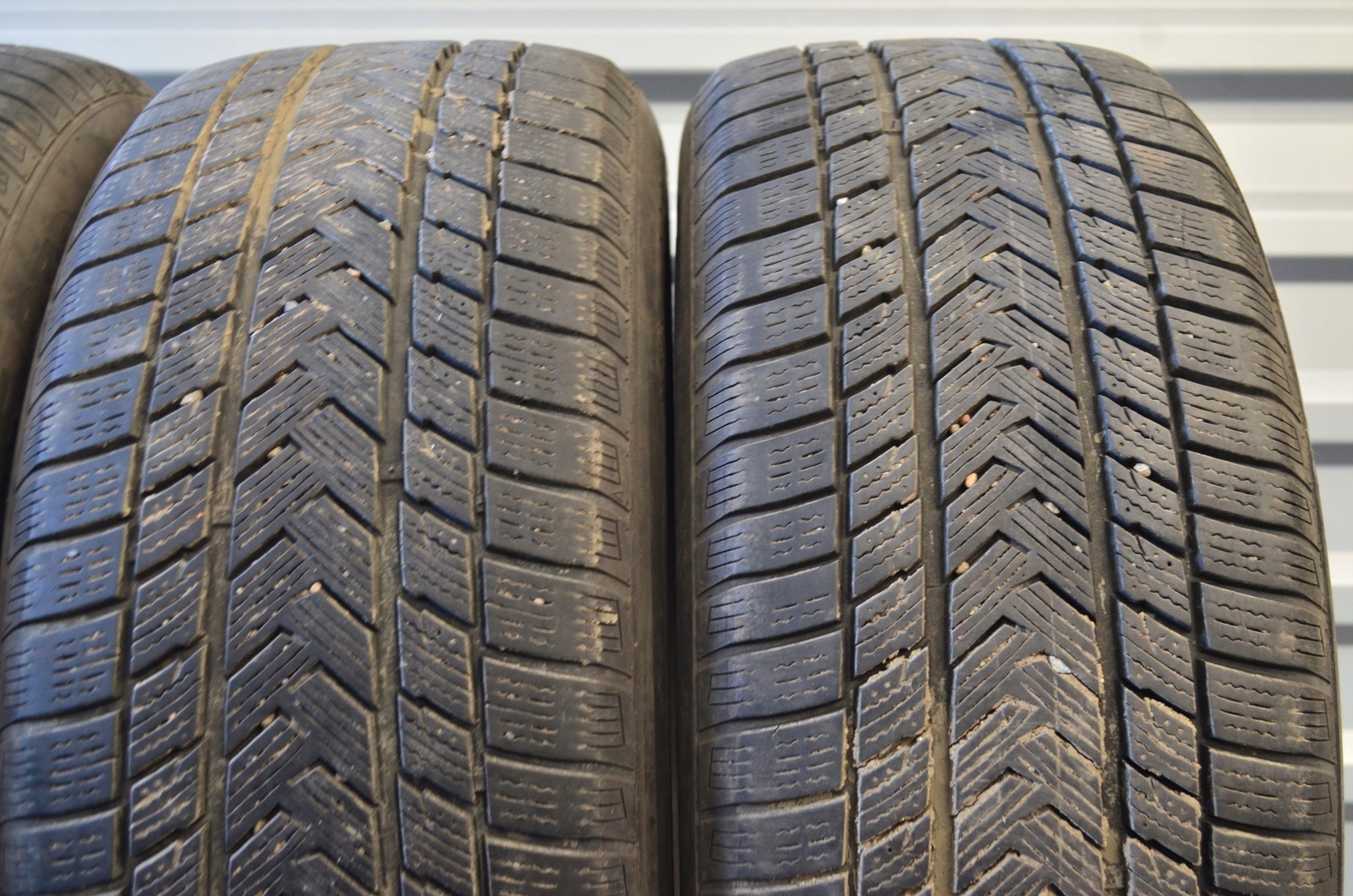 opony 235/55r17 GRIPMAX Status PR Winter 4szt. Model inny