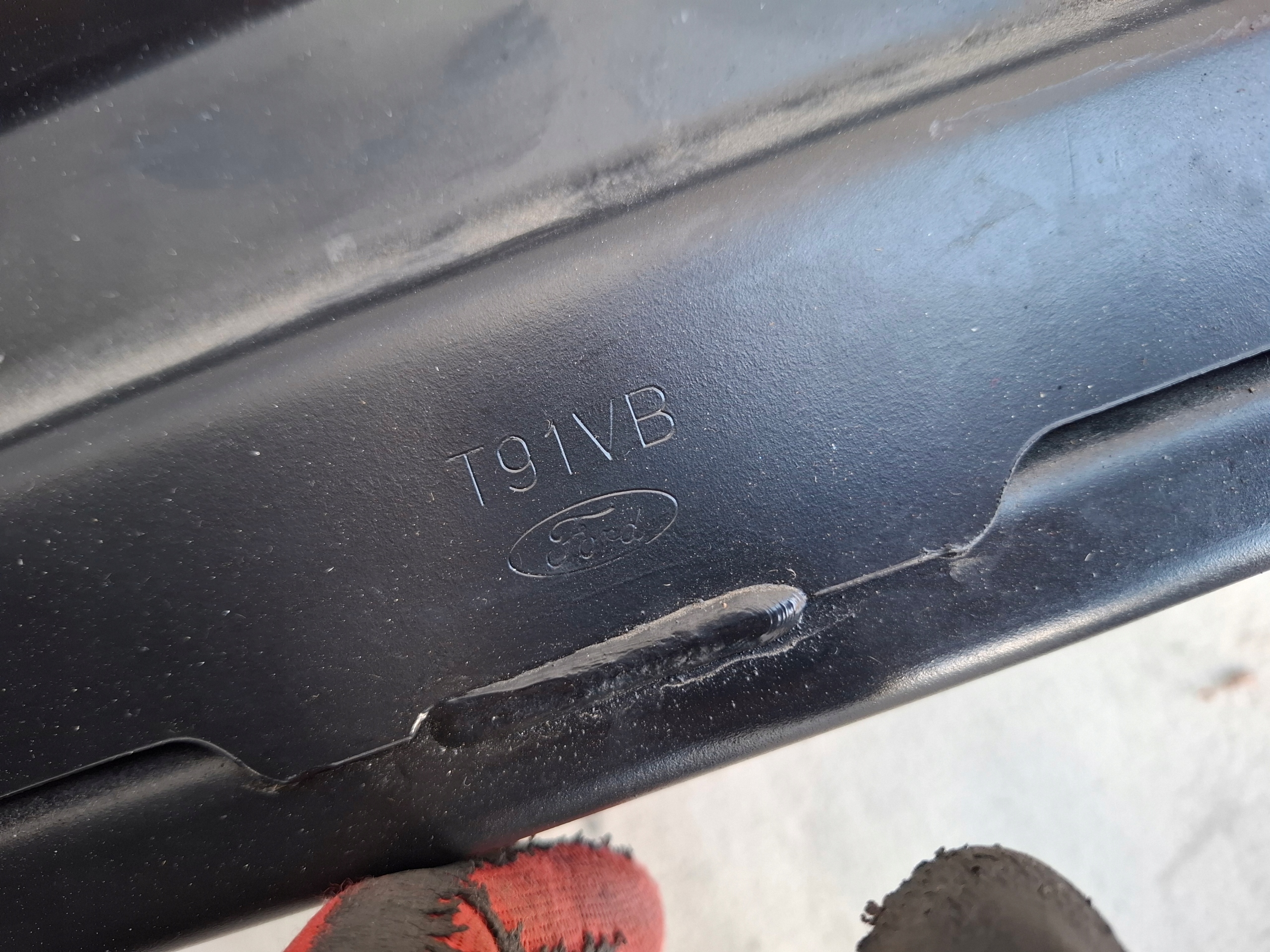 FORD KUGA MK3 sider rear below bumper STREFY ZGNIOTU 2024r