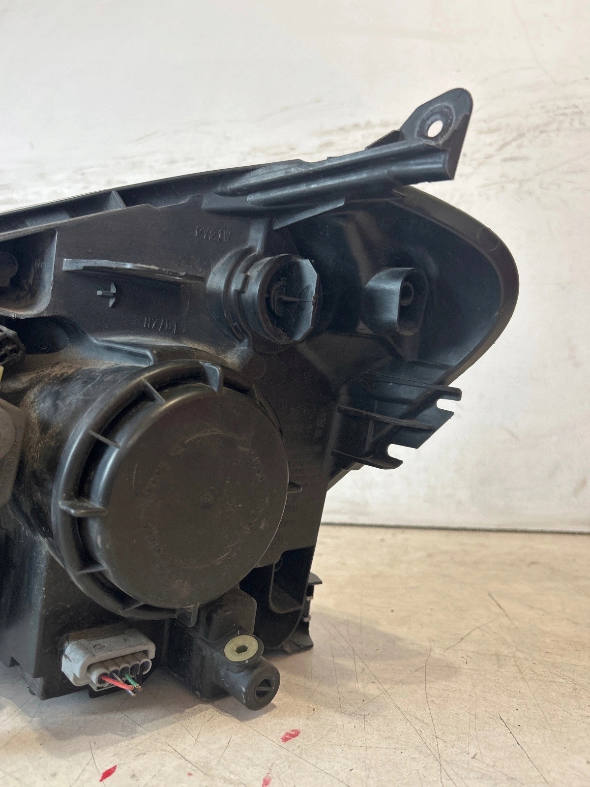 light front front right Nissan Qashqai J10 Lift UK Anglik