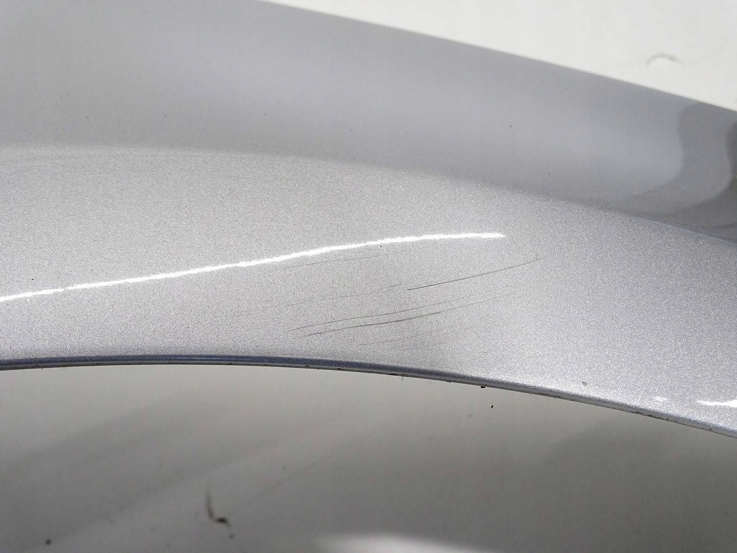 fender right front front OPEL ASTRA IV J SREBRNY