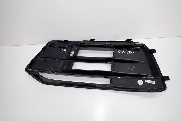 AUDI Q5 S-LINE 16- grid of a bumper right front