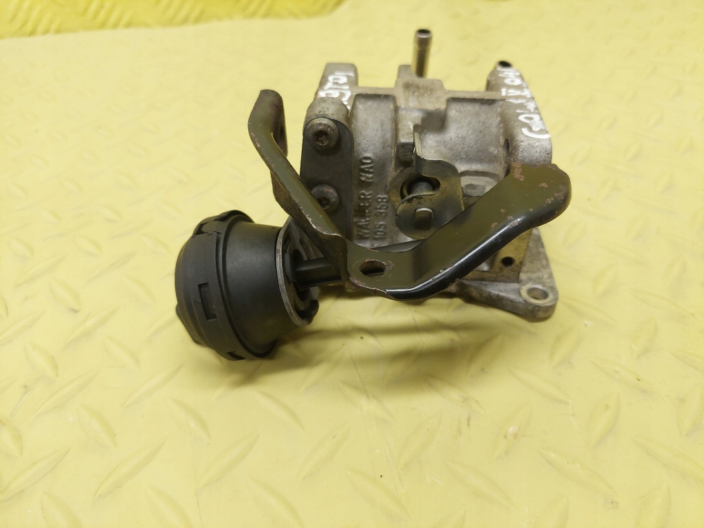 VW GOLF V 1.9 TDI AGR-Ventil 03G131063B