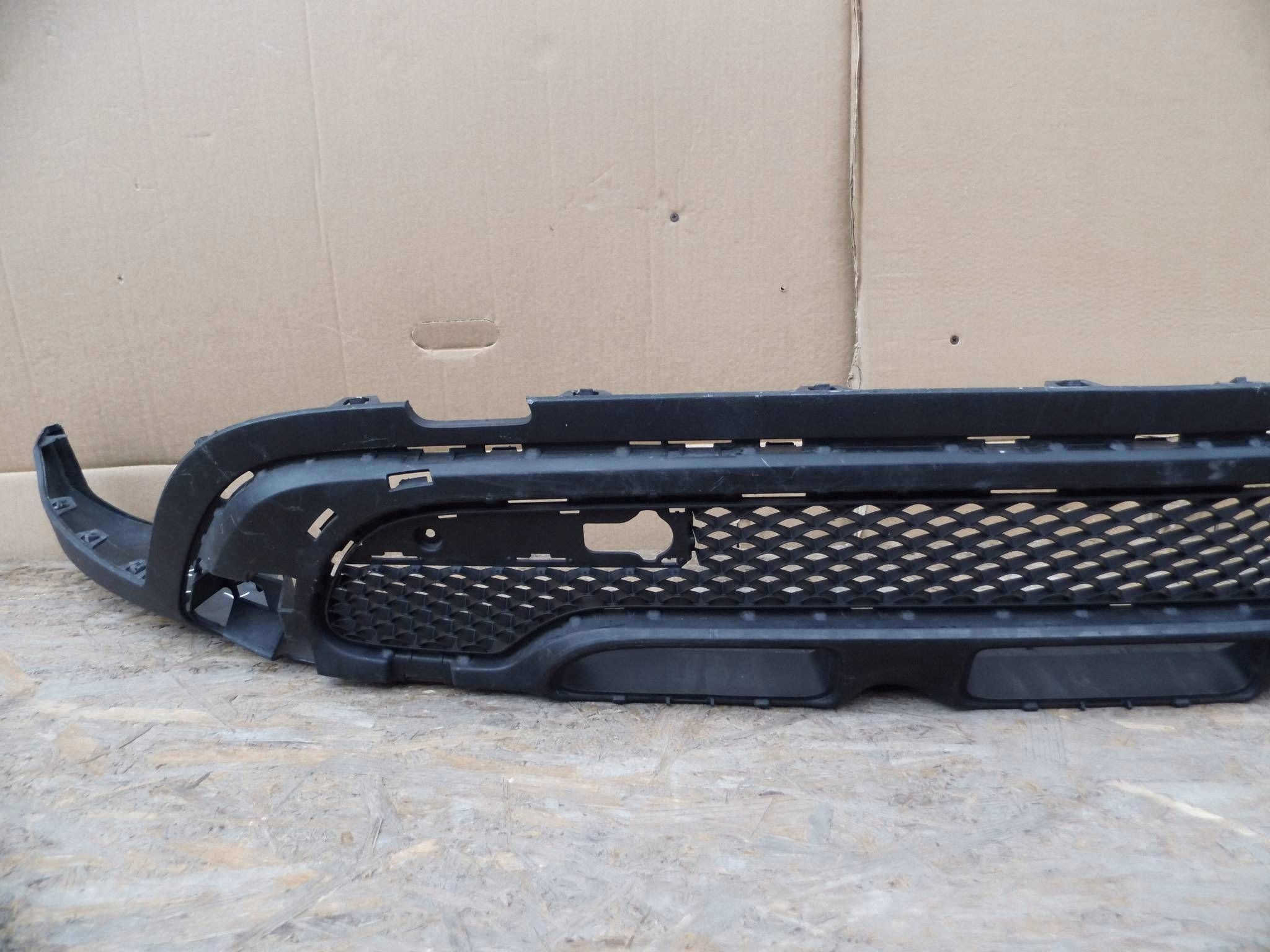 Mercedes-Benz GLC 253 2019-2022 LIFT accessories grid diffuser of a bumper front