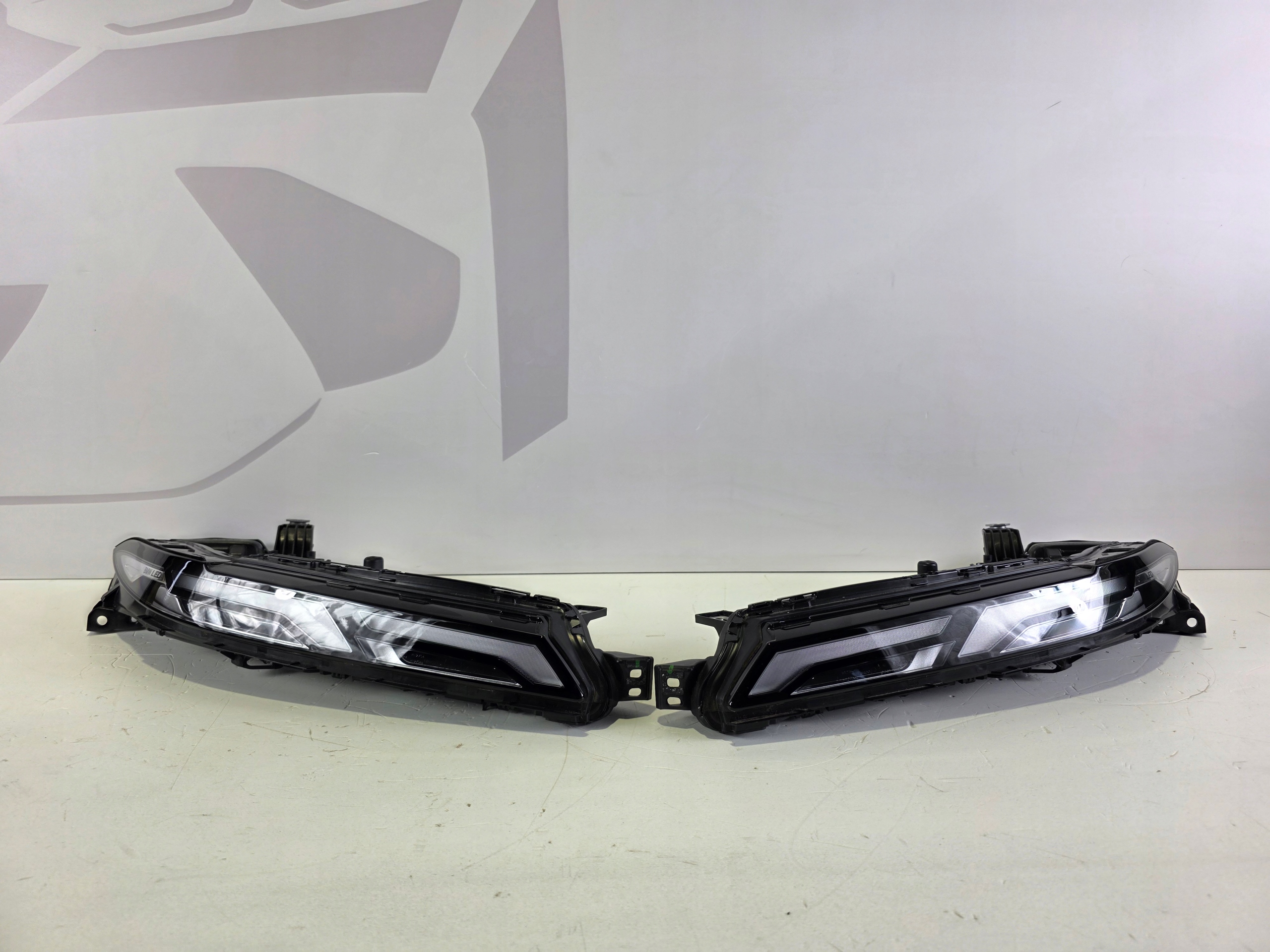 lights front upper BMW X7 G07 LCI DRL FULL LED 9880594 9880593