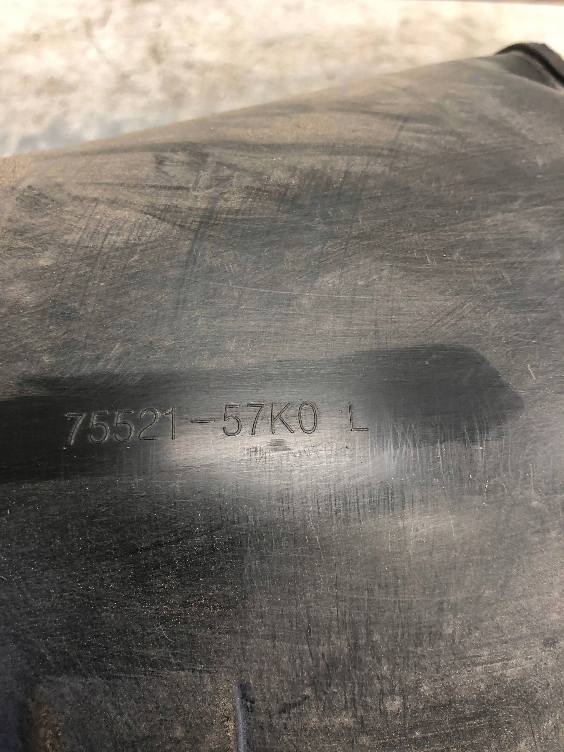 mudguard left rear part SUZUKI SWIFT MK6 75521-57K0