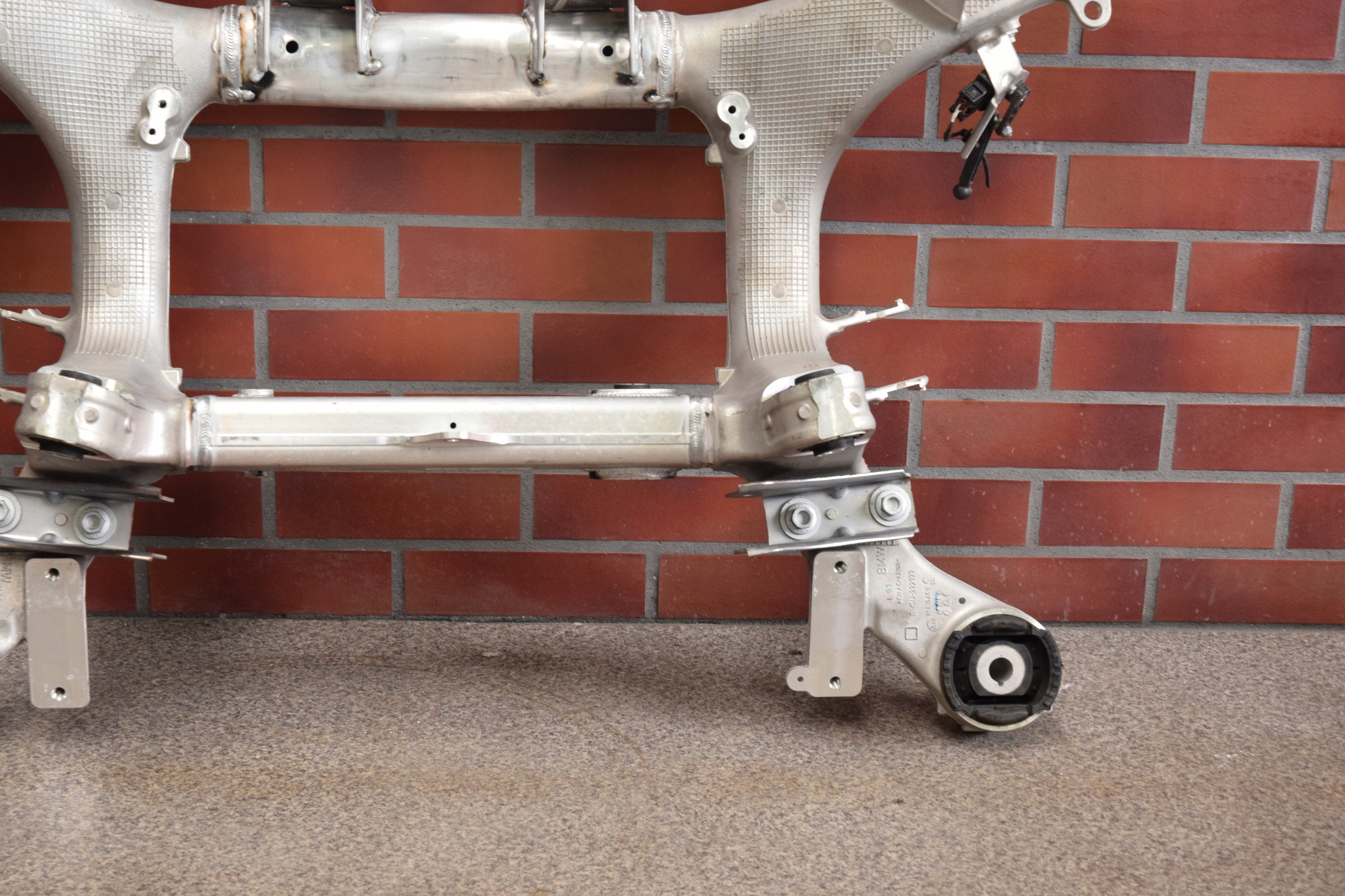 subframe axle beam axle beam rear part BMW 5 G30 280km
