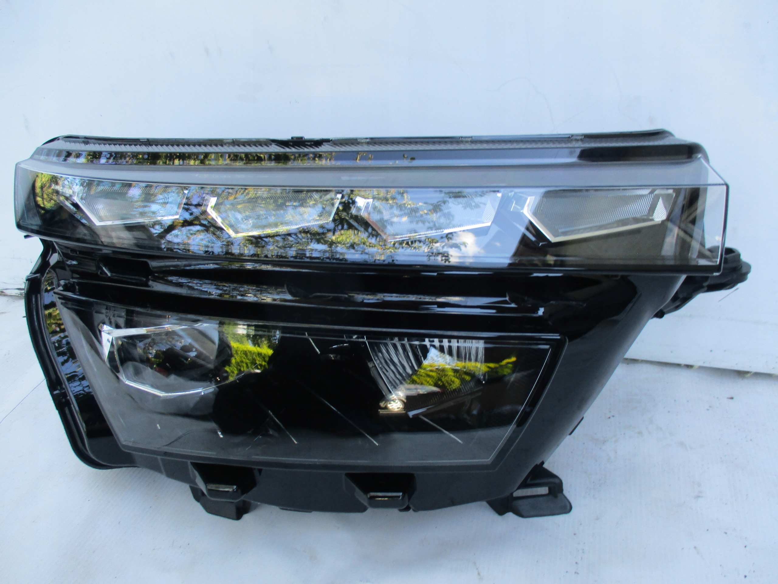 light right front Skoda Kamiq Full LED 658941016B