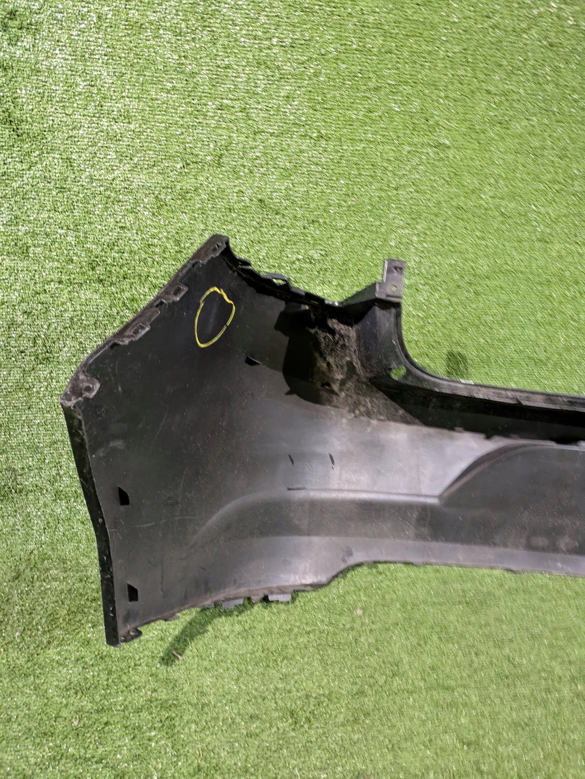 bumper rear rear part RENAULT MEGANE IV HB NR.8002
