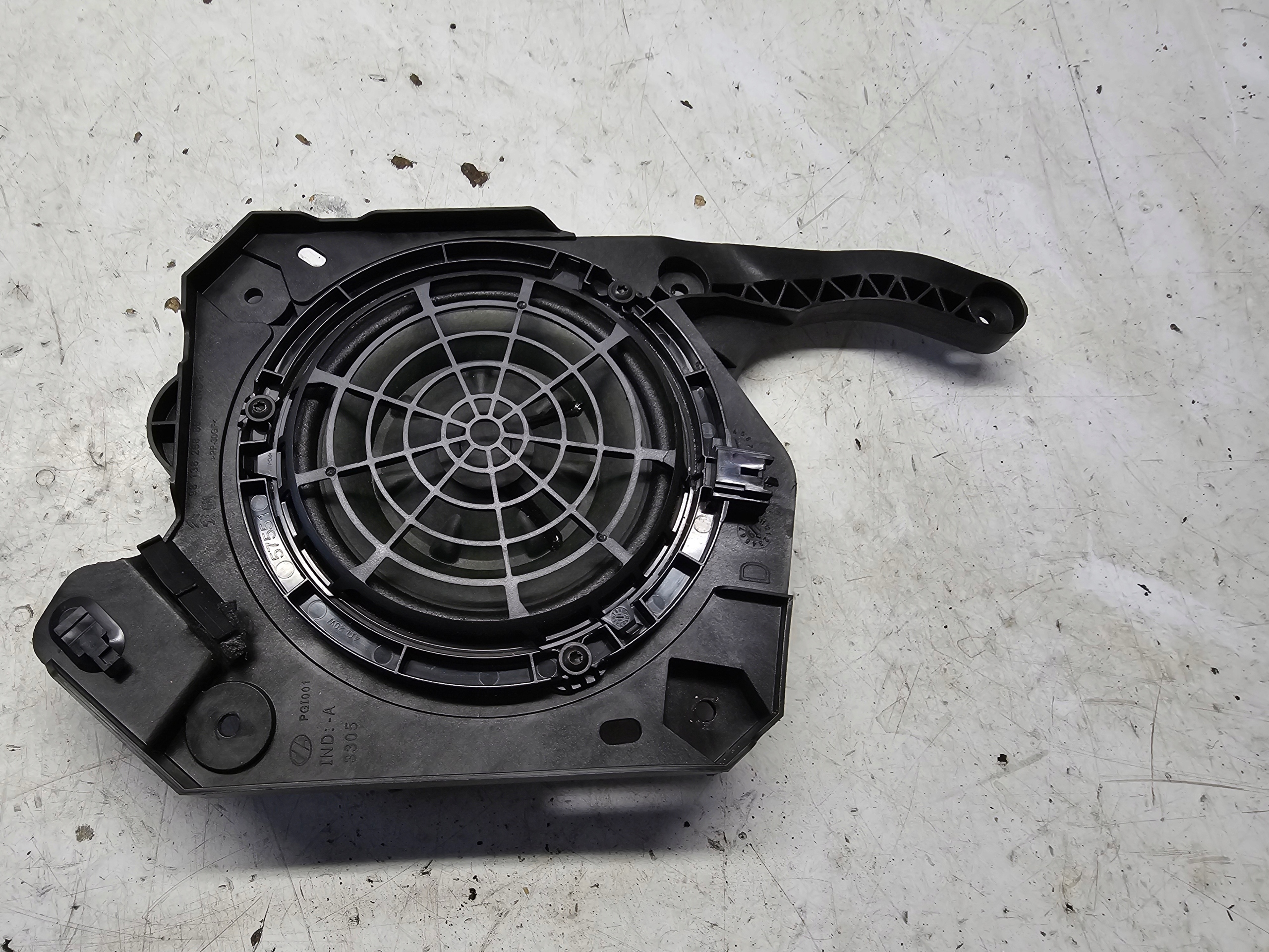 OPEL GRANDLAND X speaker door left front 9813826880