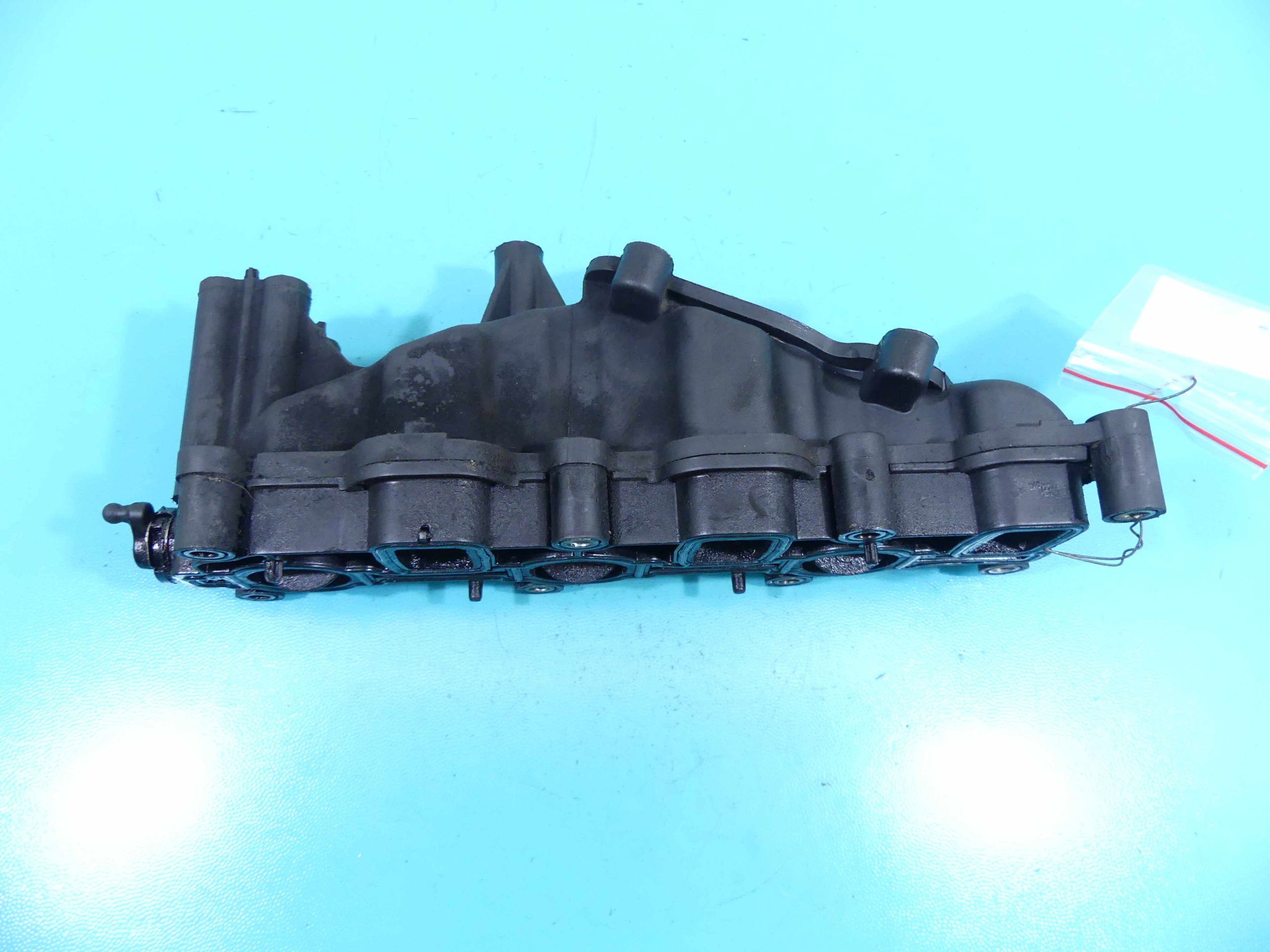 коллектор Впускный левый Audi Q7 и 4L 059129711BQ