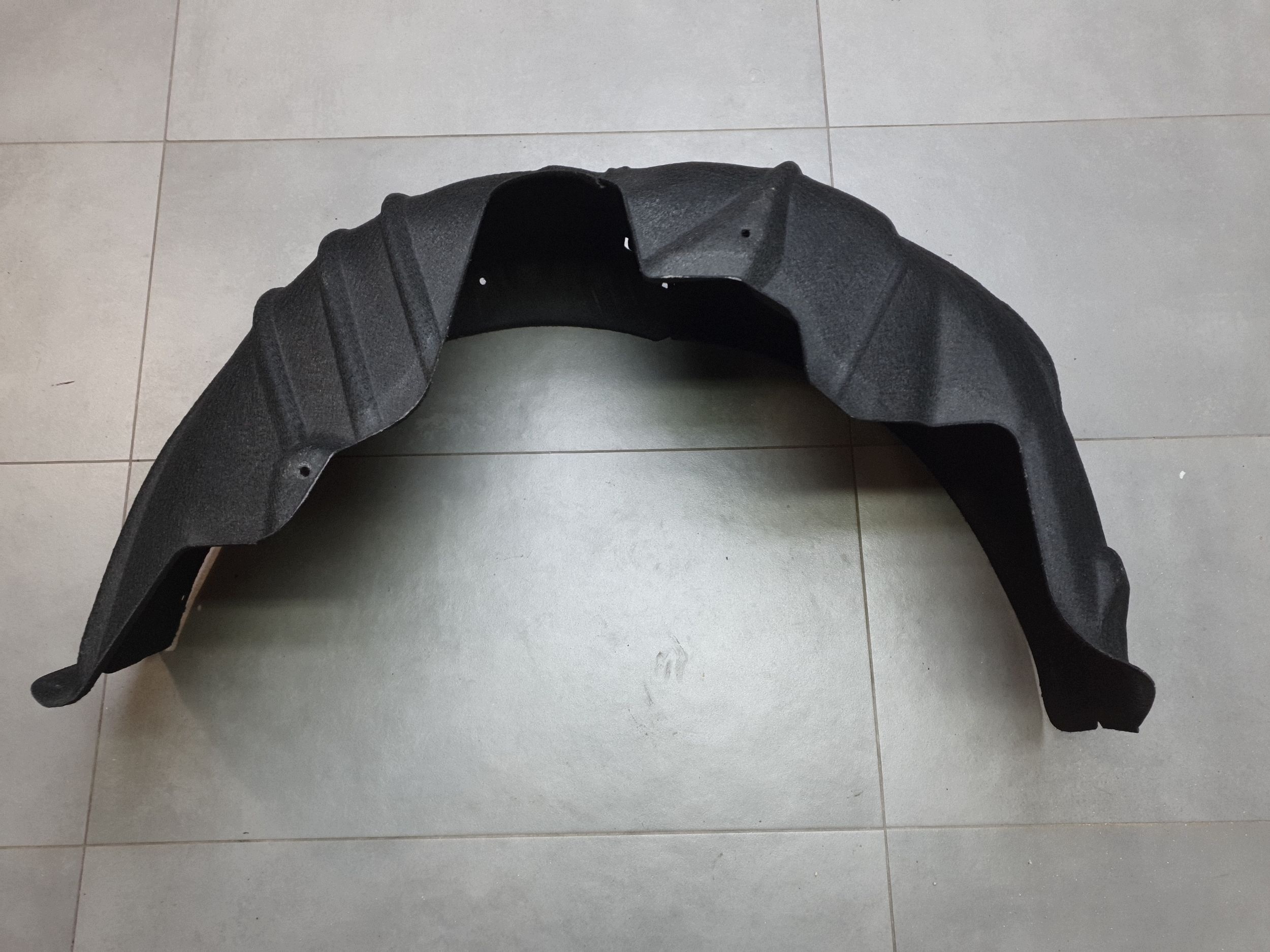 Audi A3 8Y mudguard left rear part rear. 8Y0810171A
