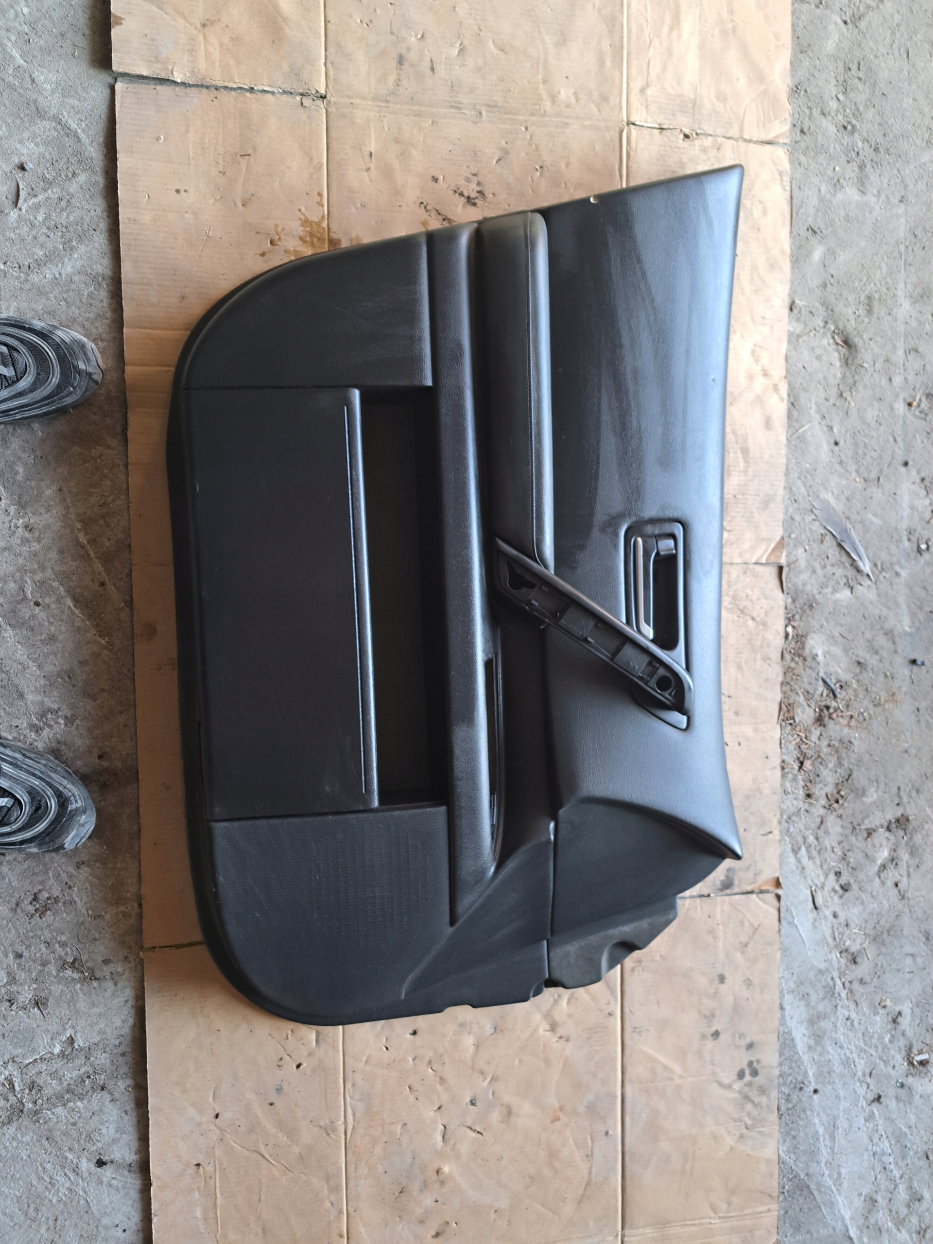 side door left front INFINITI FX35 FX45 S50