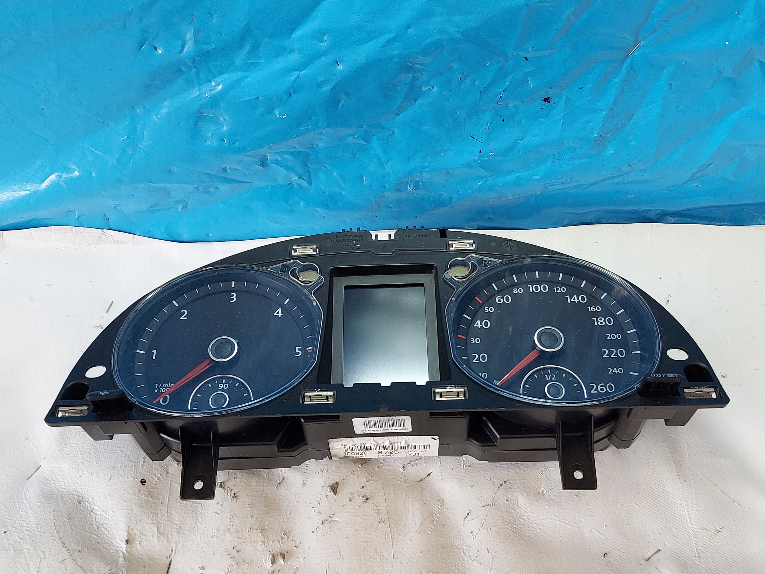 dials clock PASSAT B6 2.0 TDI 3C0920872B