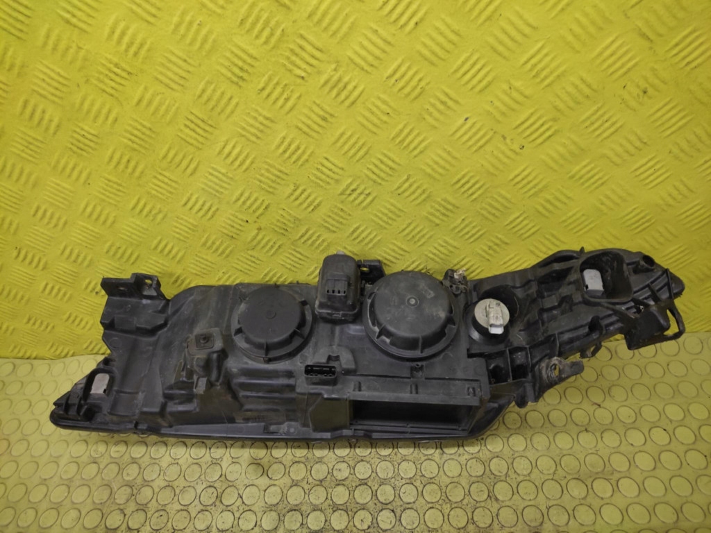 RENAULT LAGUNA II REFLEKTOR light right front 8200002847