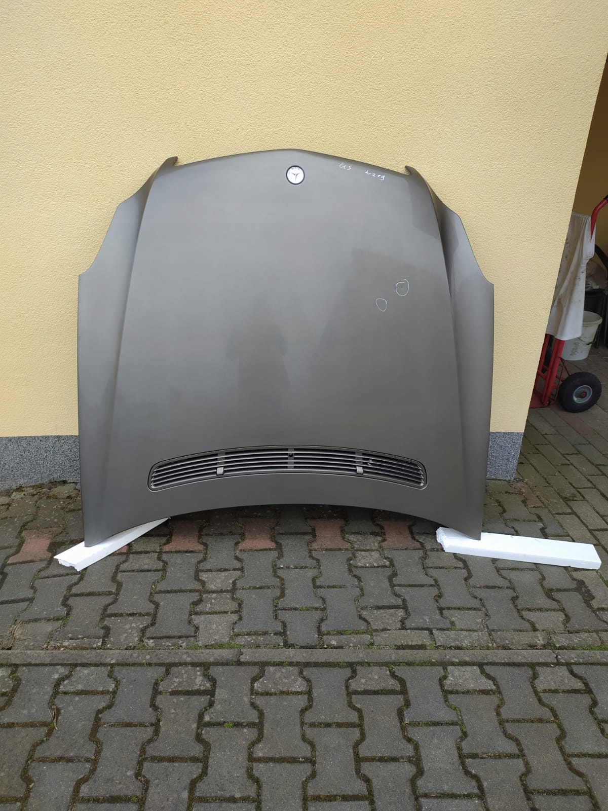 MERCEDES MASKA CLS W219 KOMPLETNA