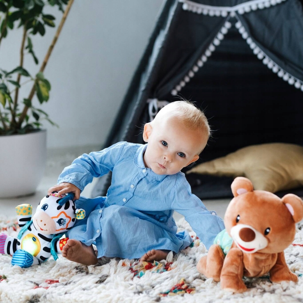 VTECH RACZKUJĄCY MIŚ TUPTUŚ INTERAKTYWNY Wysokość produktu 33 cm