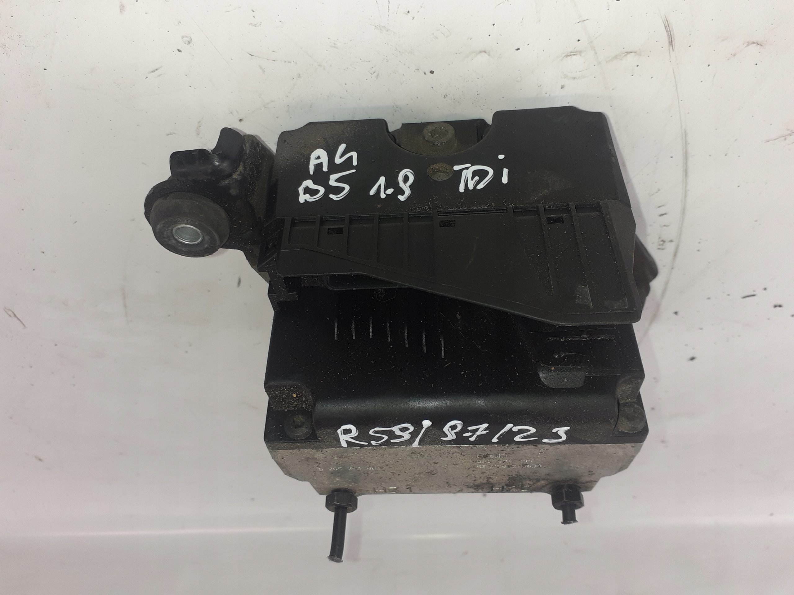 Pumpe ABS Audi A4 B5 1.9 TDI