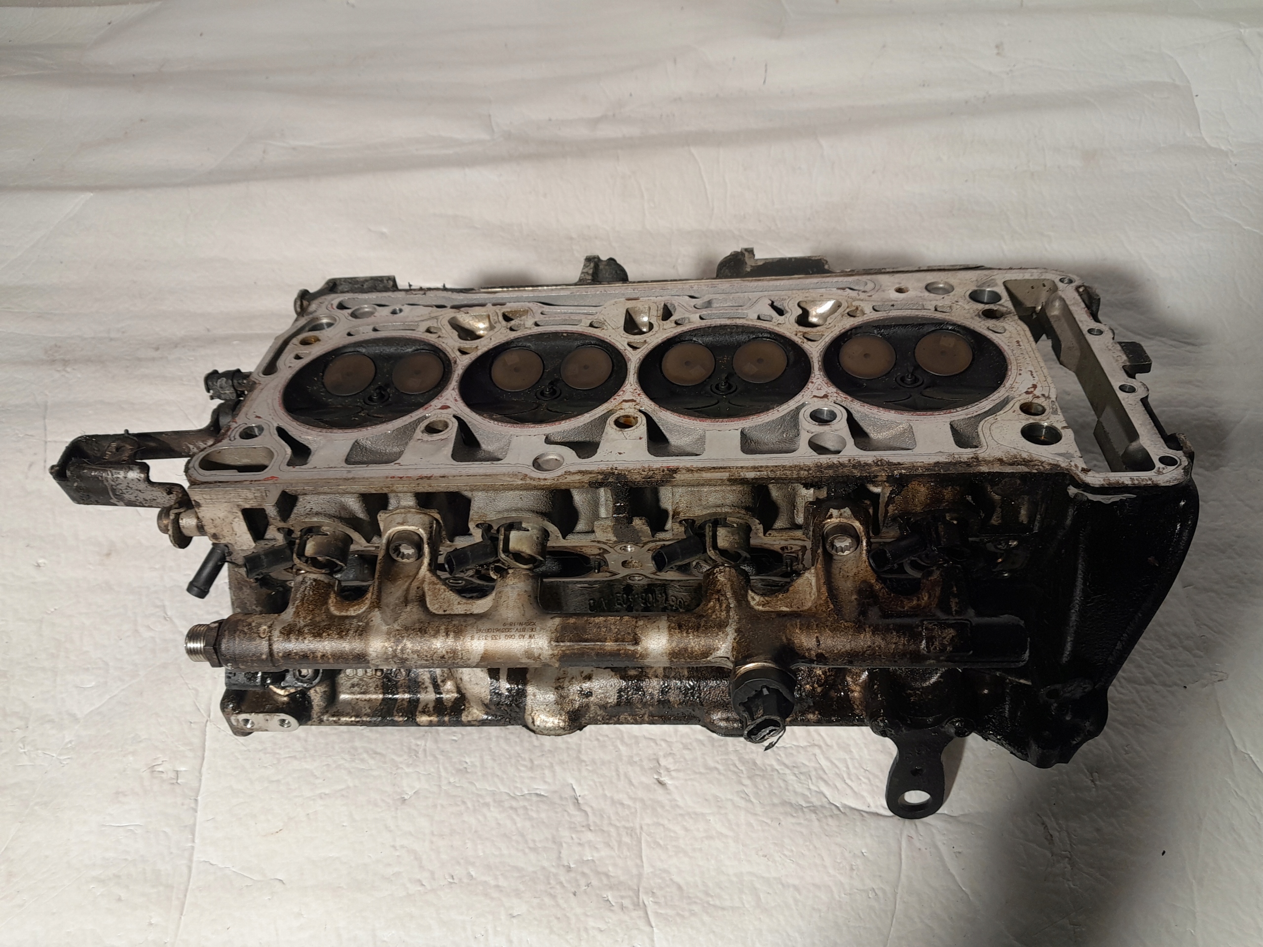 AUDI OE 2.0 TFSI TESTATA 06N103403A/D