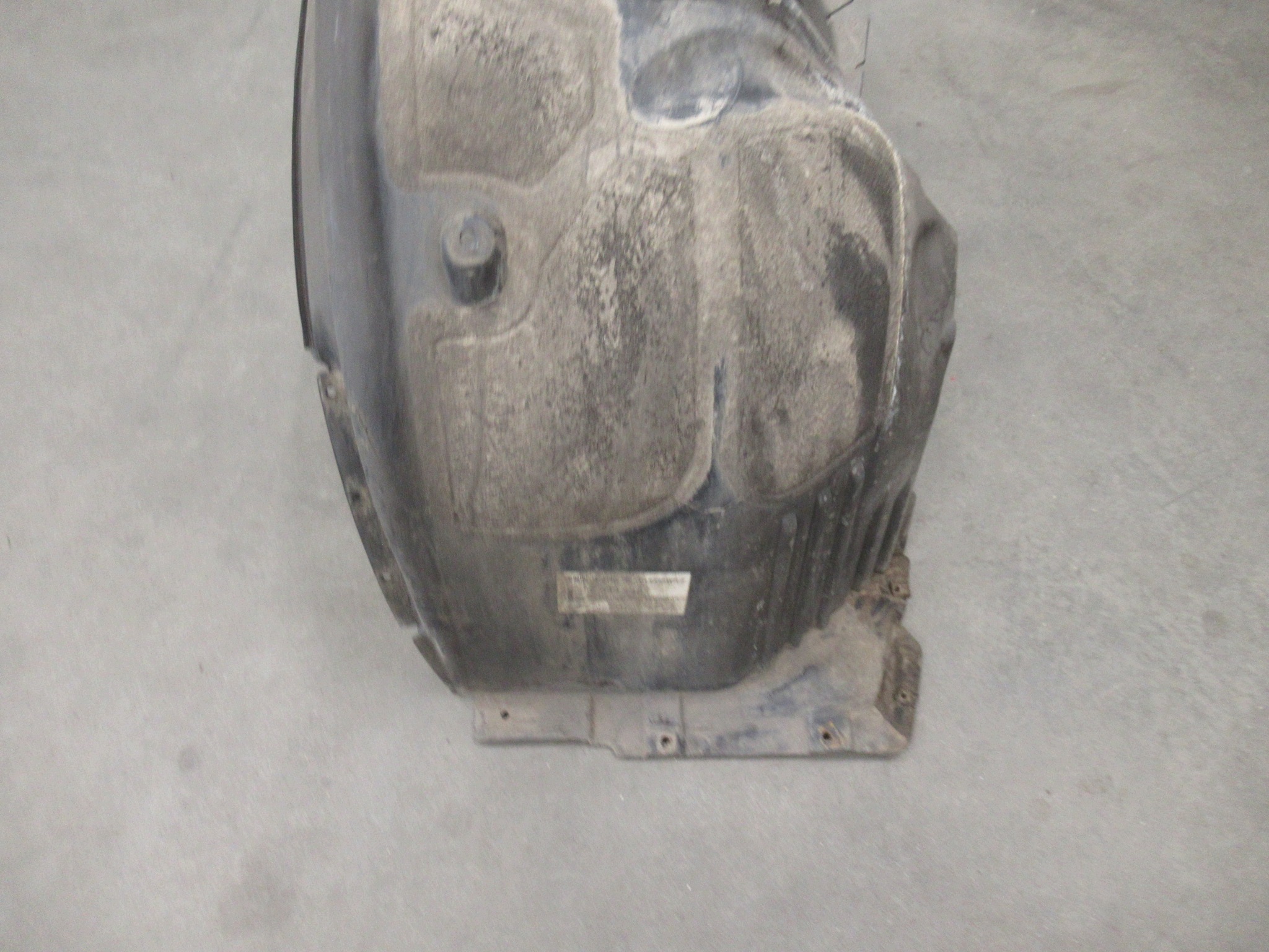 mudguard left front left cover wheels BMW e60 e61 sedan KOMBI