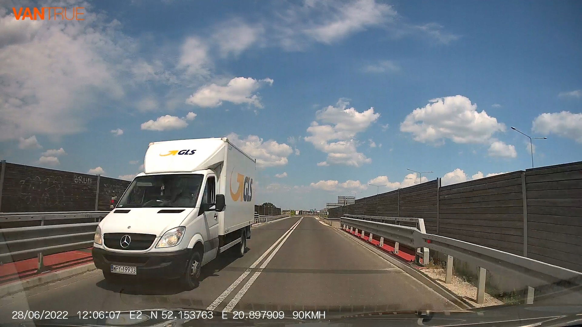 VANTRUE E2 REJESTRATOR 2CH 1440P 2.5'' + 256GB ACC Przekątna ekranu 2.45