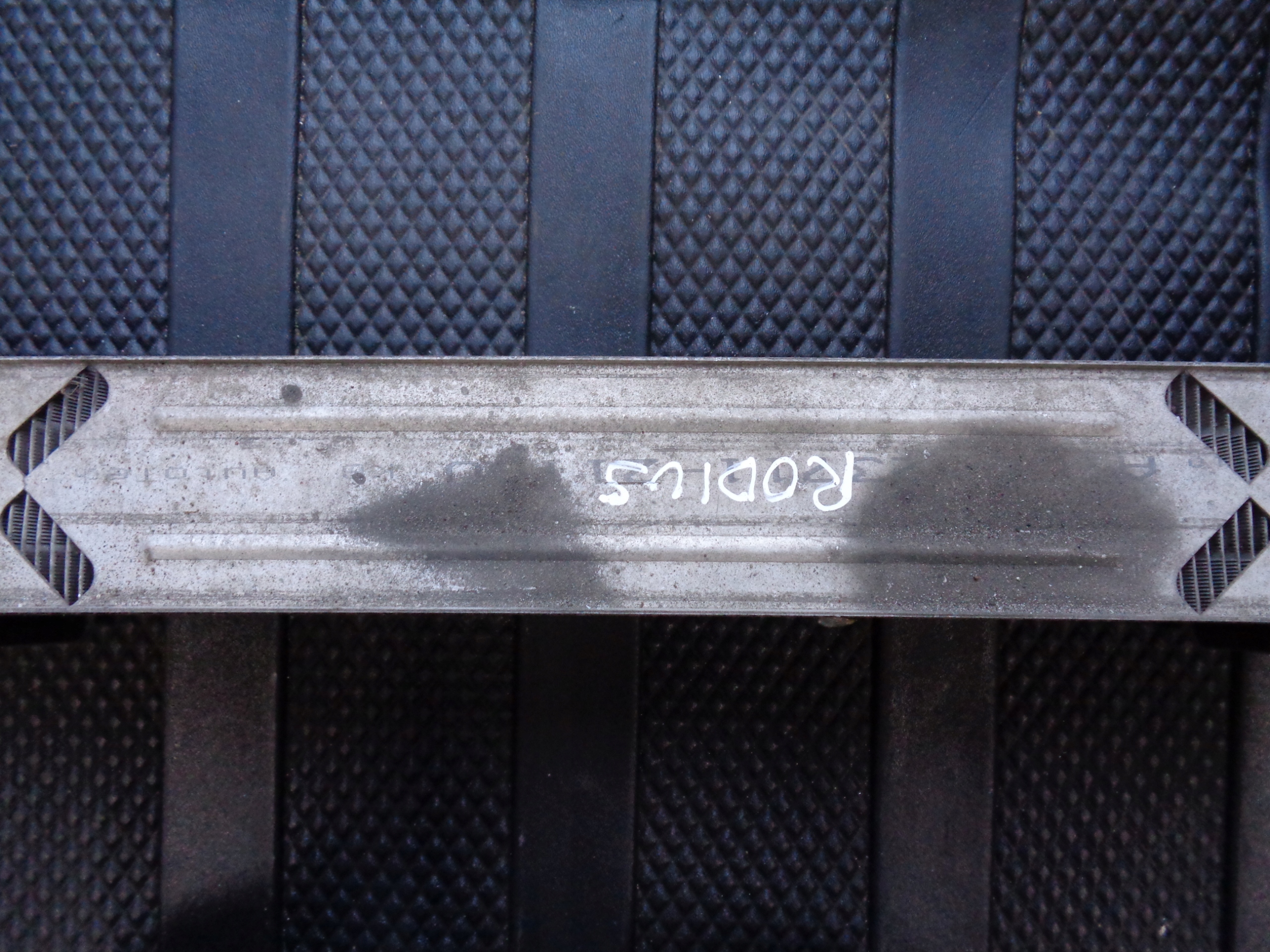 radiator intercooler SSANGYONG RODIUS II 2.0 D