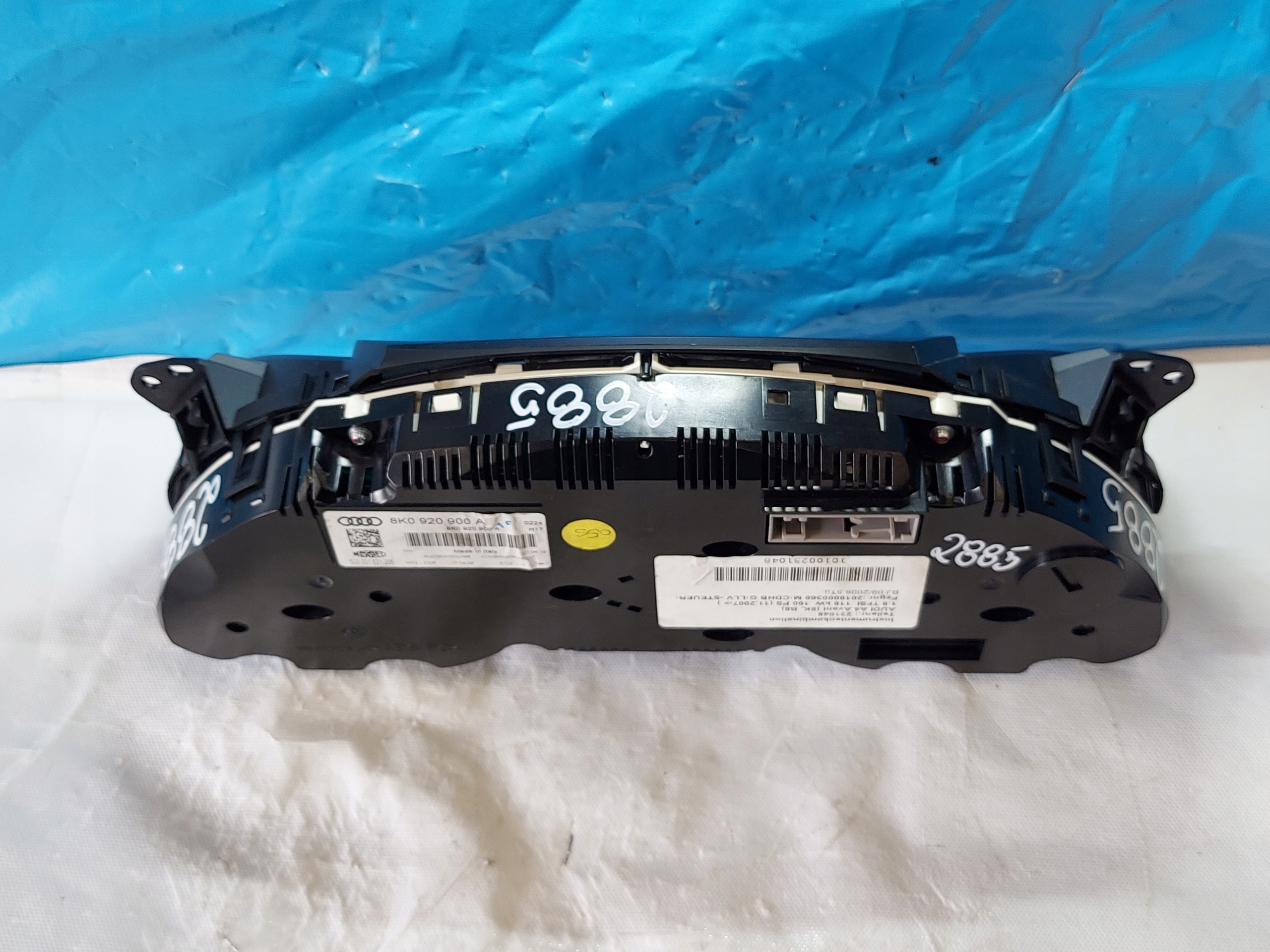 dials clock AUDI A4 B8 1.8 TFSI 8K0920900A