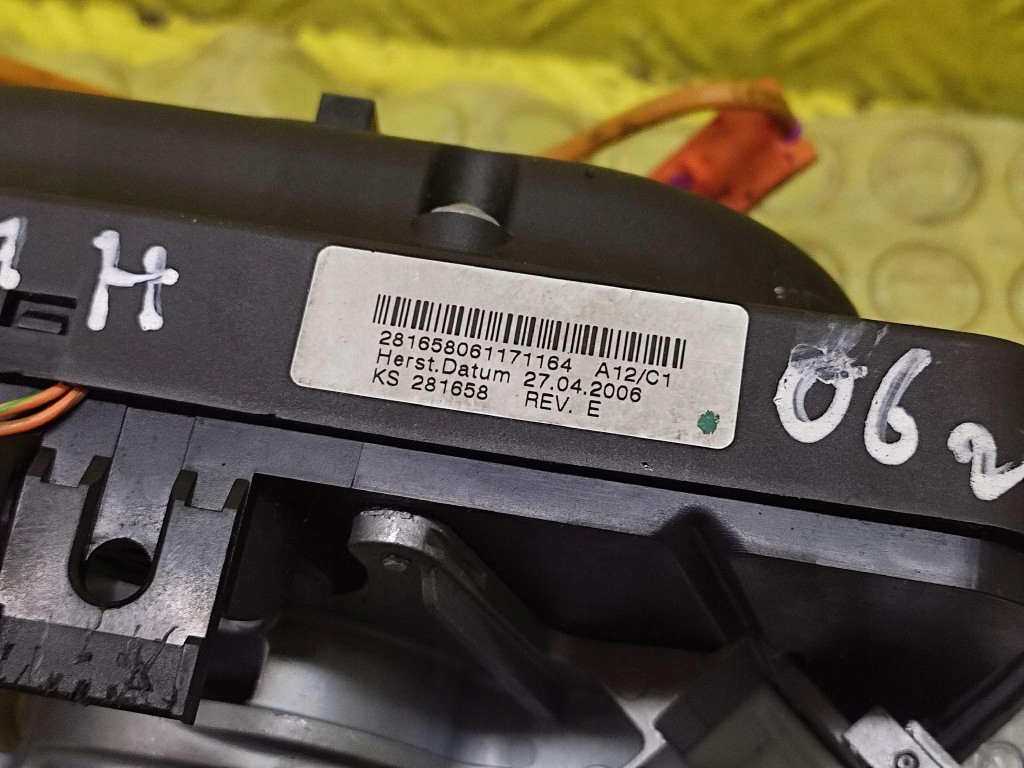 OPEL ASTRA H steering wheel levers and controls ignition 13236788