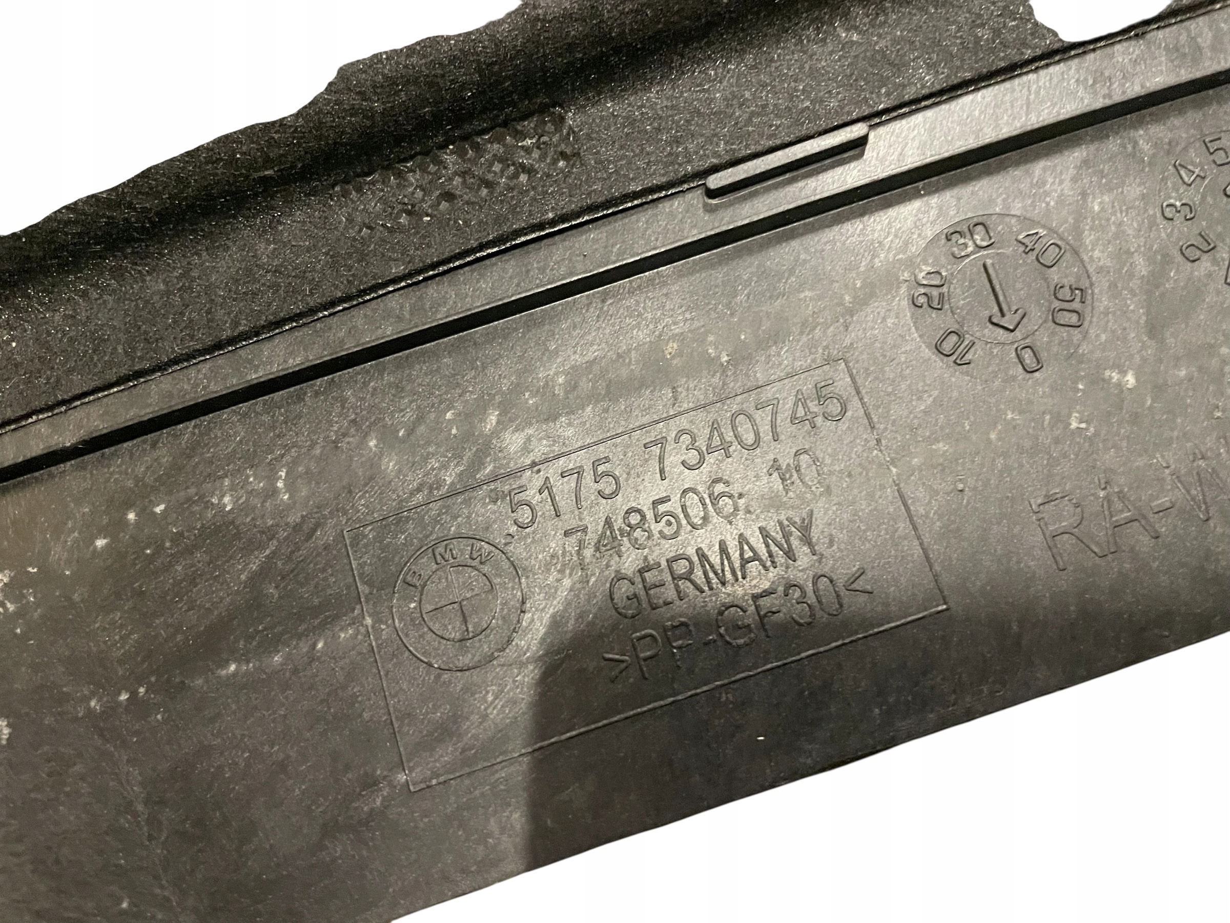 cover chassis central BMW 5 G30 LCI IDEAL