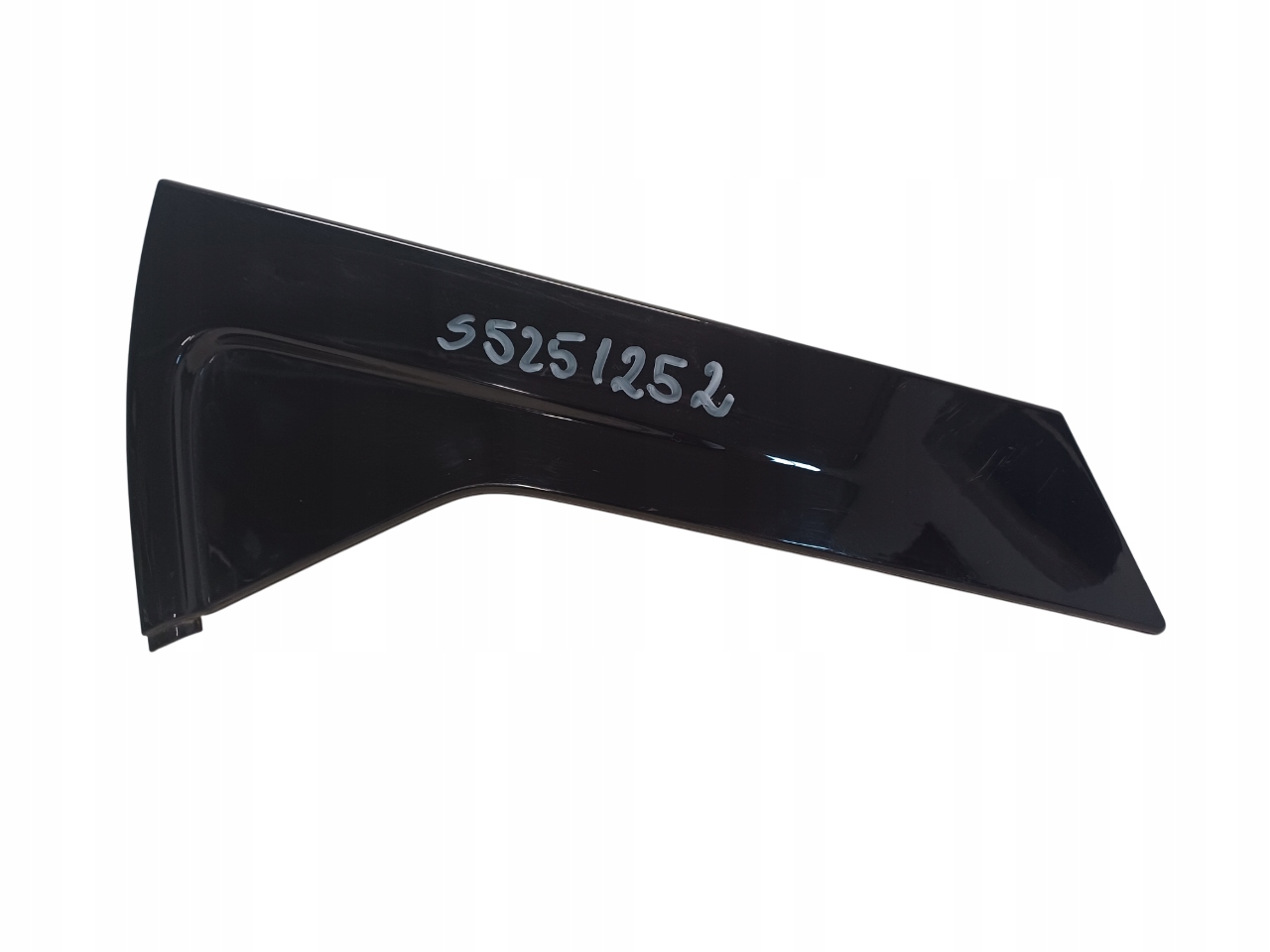 RENAULT CAPTUR 1 I 13- LISTWA DRZWI PRAWY TYŁ 822348376R