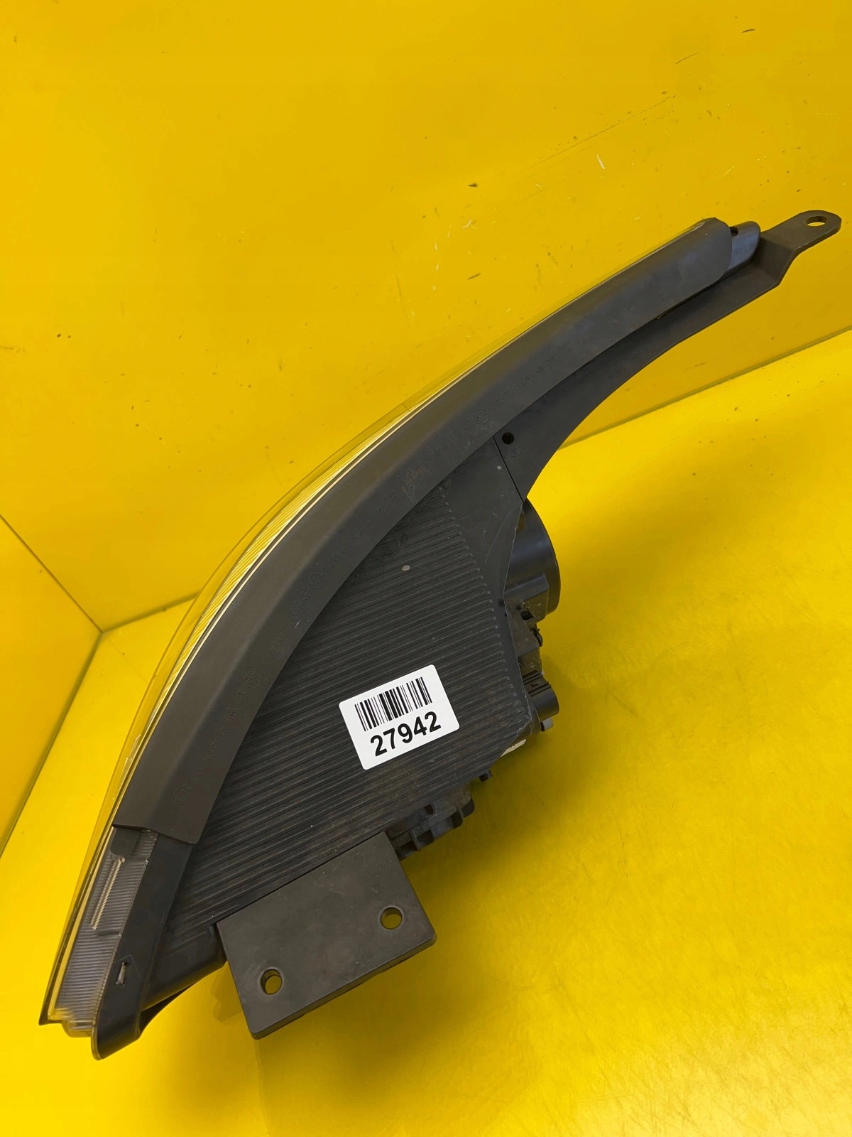 light right front Kia Niro 2016