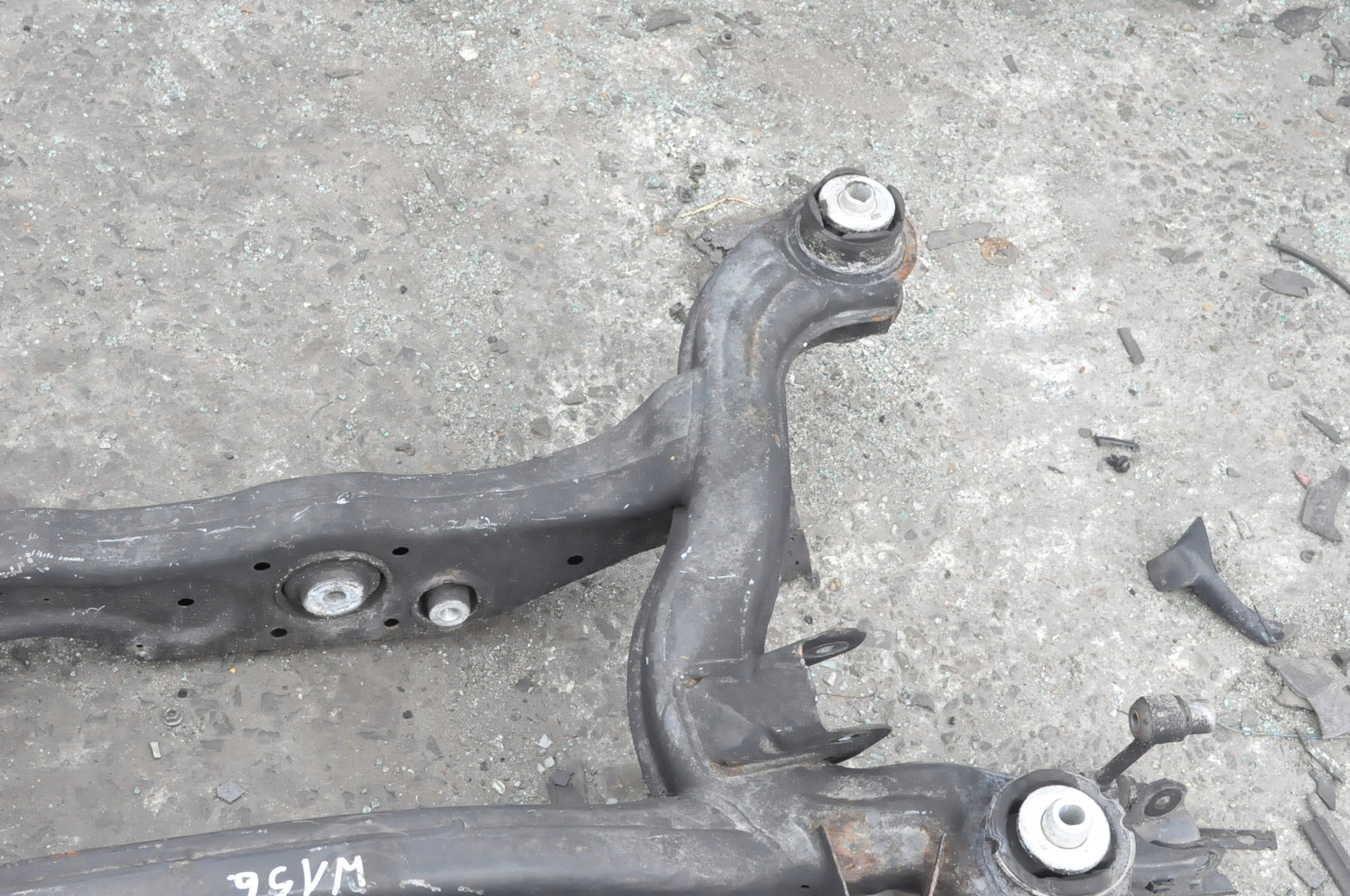 MERCEDES GLA W156 2.2 CDI SANKI ZAWIESZENIA BELKA Numer katalogowy części 386511
