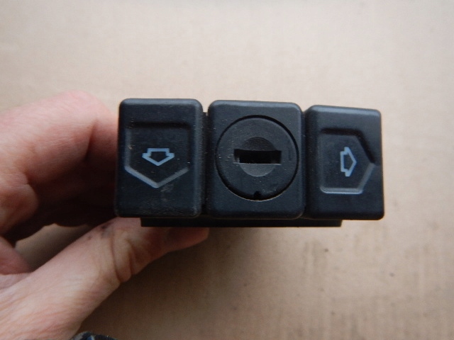 Mercedes S klasa W140 lock passenger compartments 1406800184
