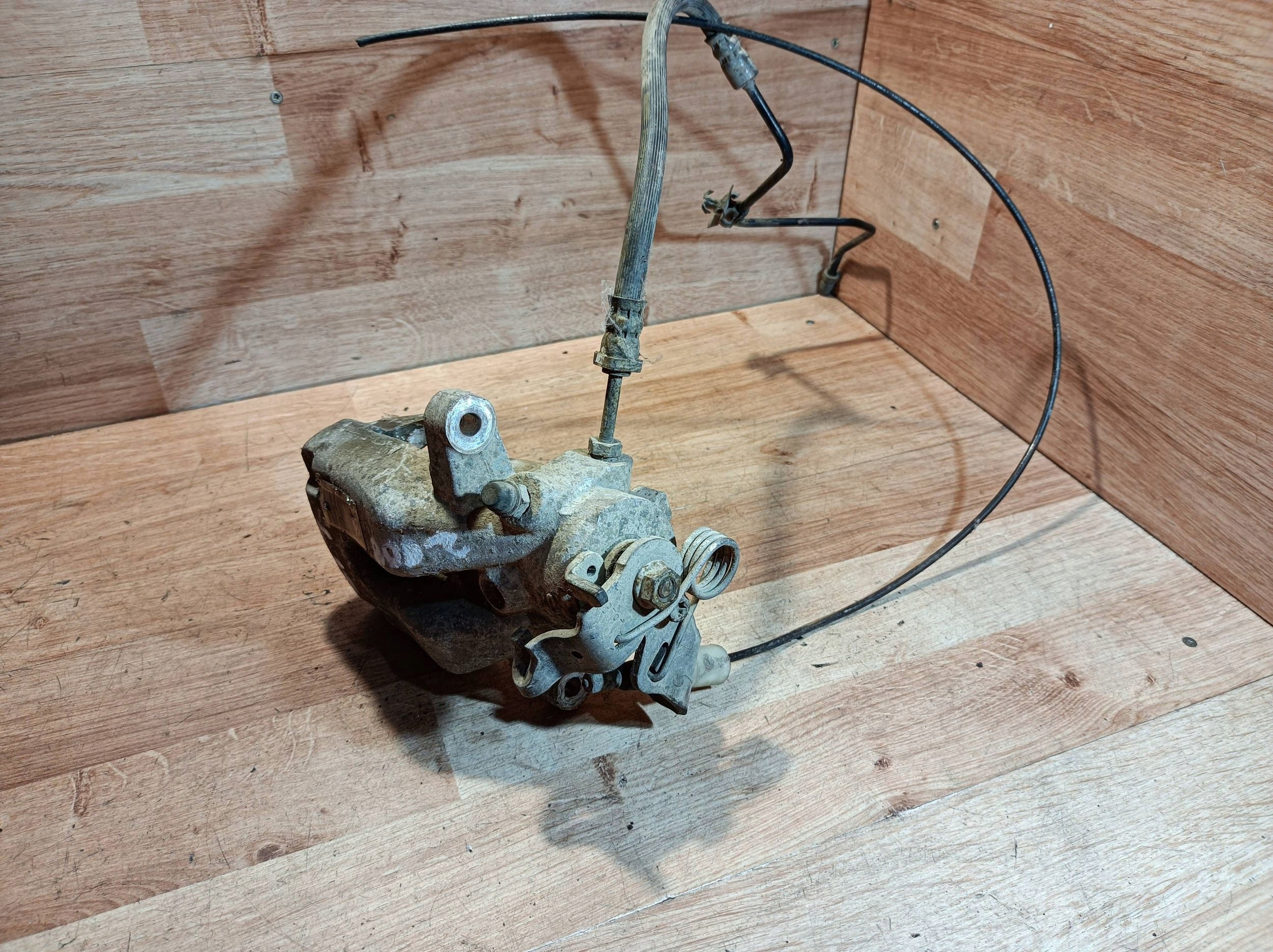 caliper brake rear left Peugeot 208 775874