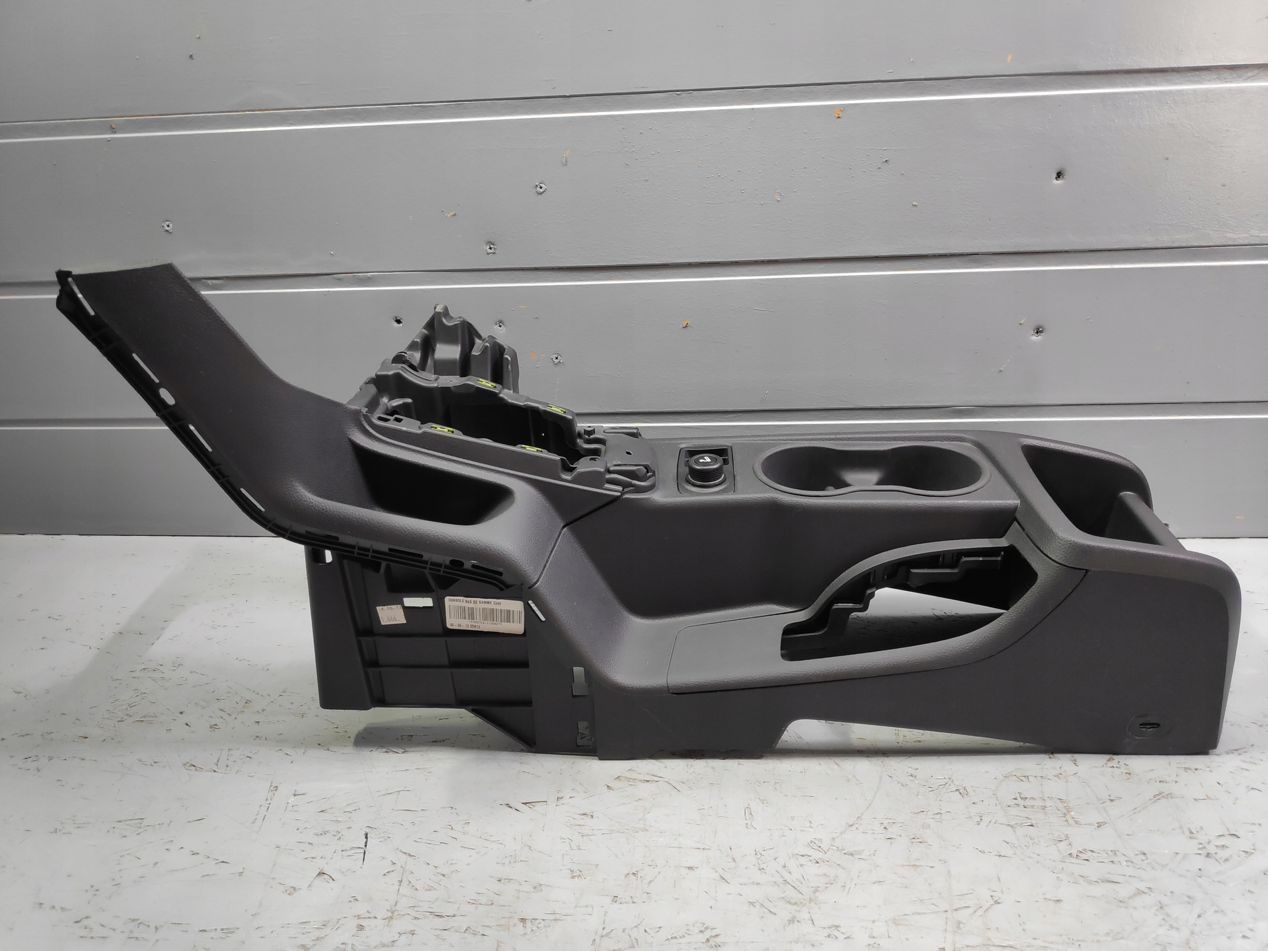 FORD FOCUS MK3 ЦЕНТРАЛЬНЫЙ ТУННЕЛЬ BM51-A045M62-AEW