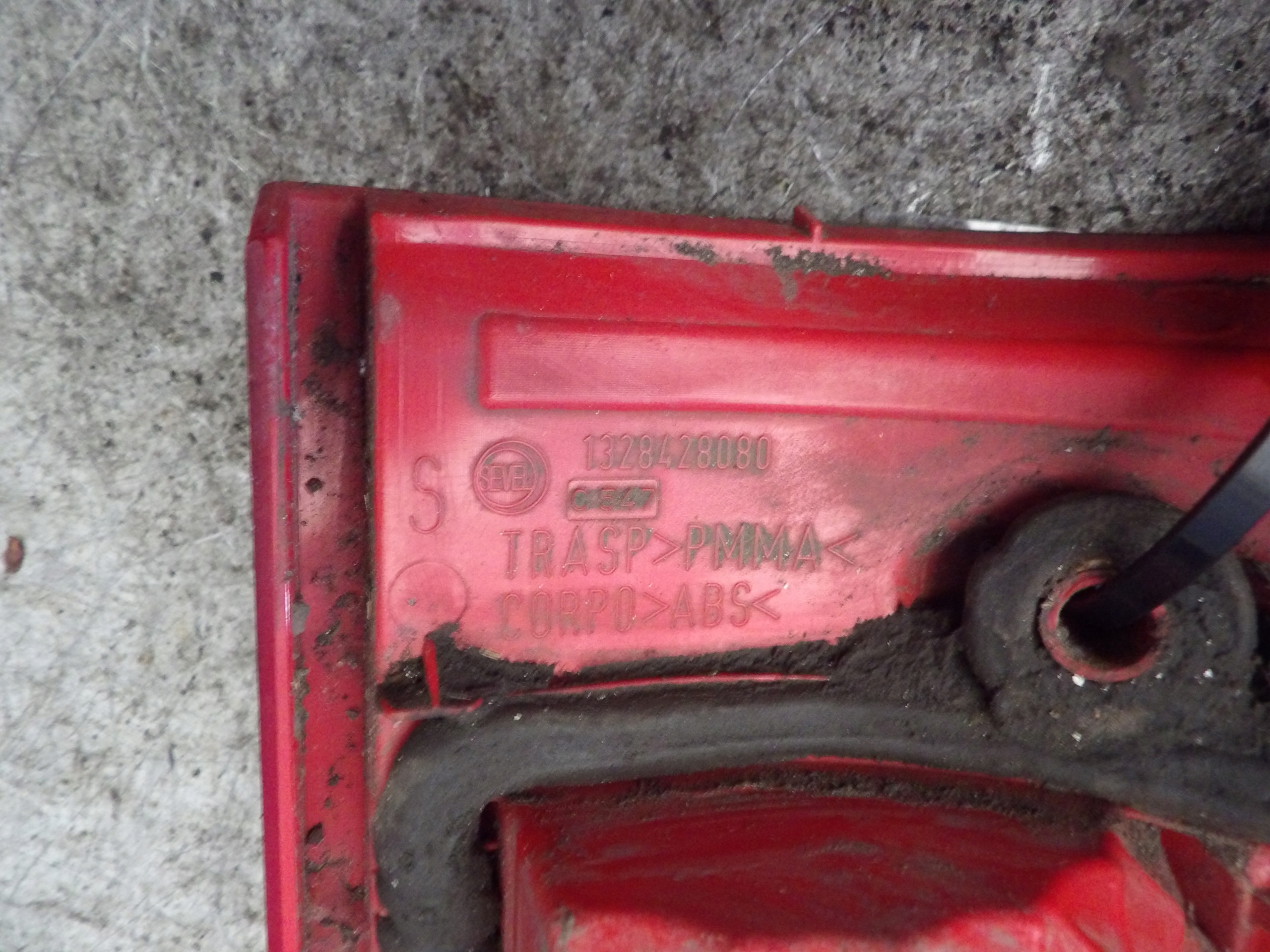 Peugeot Boxer and light rear left 1328428080