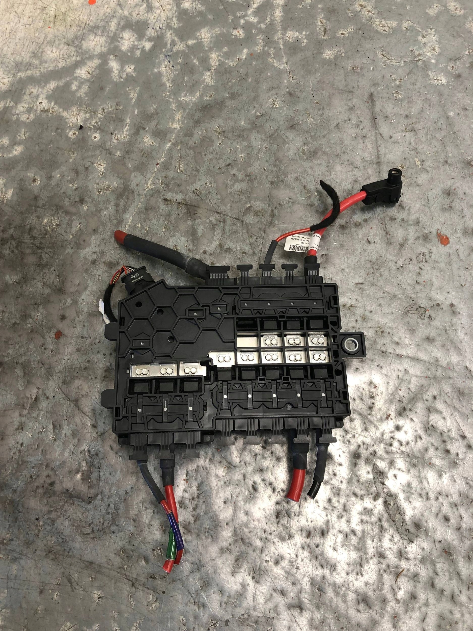modulo ROZDZIELACZ PRADU MERCEDES W205 A2055402850