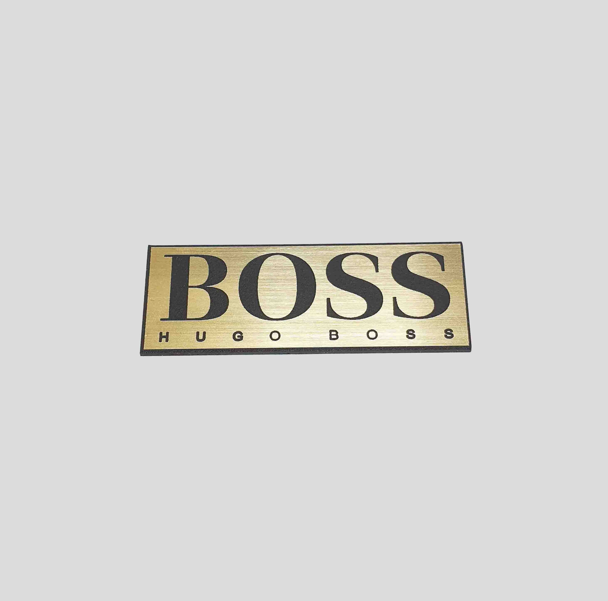 

Hugo Boss naklejka emblemat 60 x 22 mm*ZŁOTA