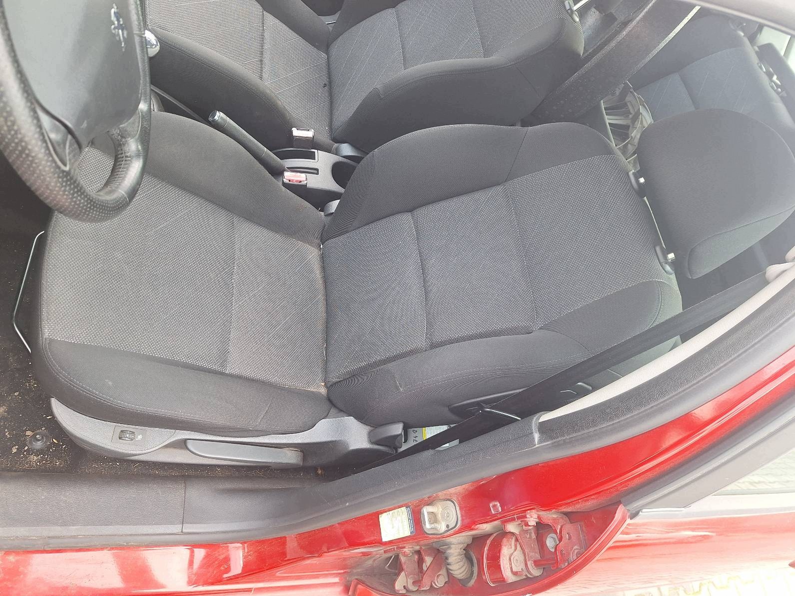 Sitze KOMPLET links rechts Sitz heck PEUGEOT 207 und HATCHBACK 5D