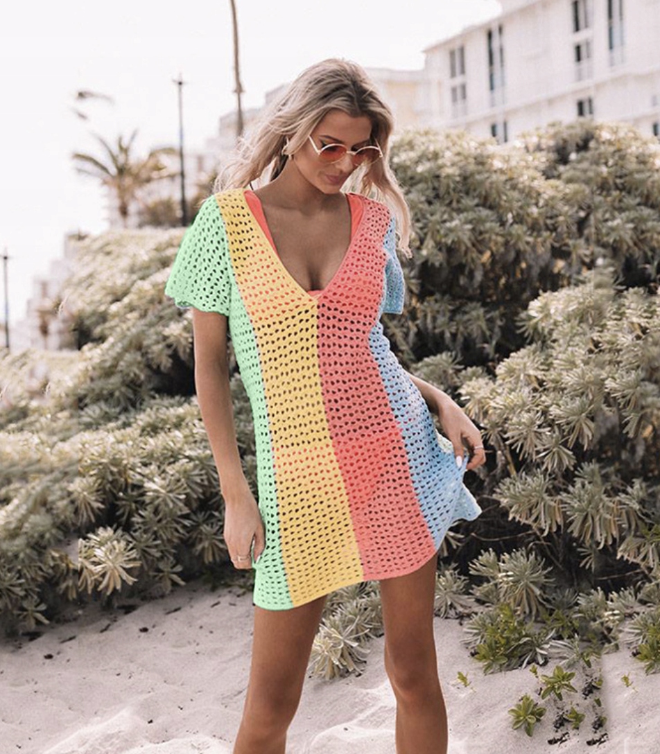 LETNIA SZYDEŁKOWA SUKIENKA NARZUTKA KOLOROWA Model P-52