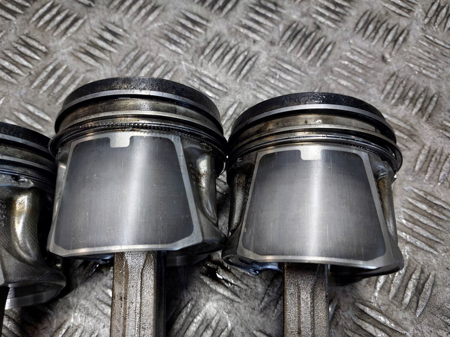 piston + connecting rod RENAULT MASTER III 2.3 DCI M9T870
