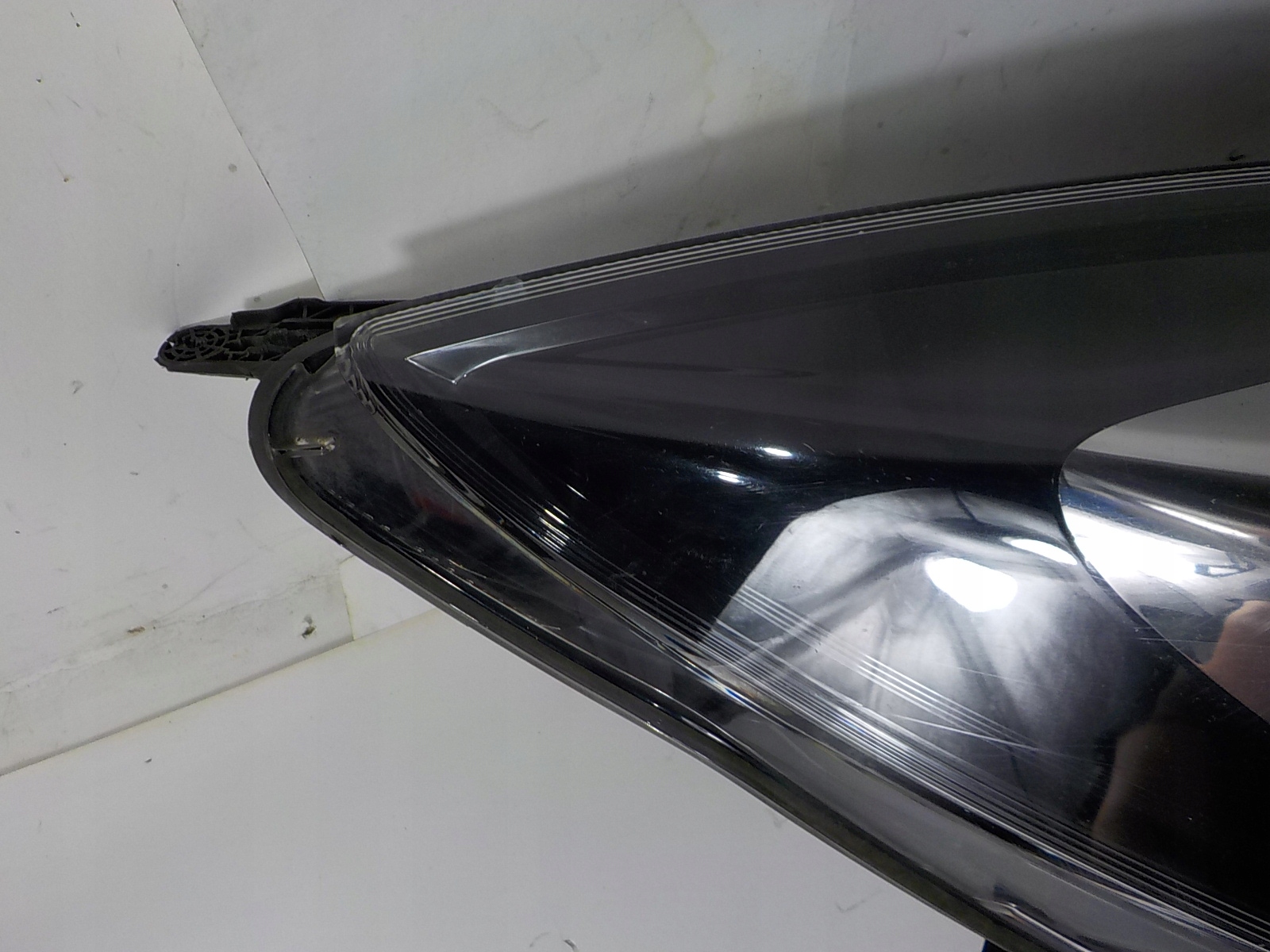 OPEL INSIGNIA A LIFT light right front front UK