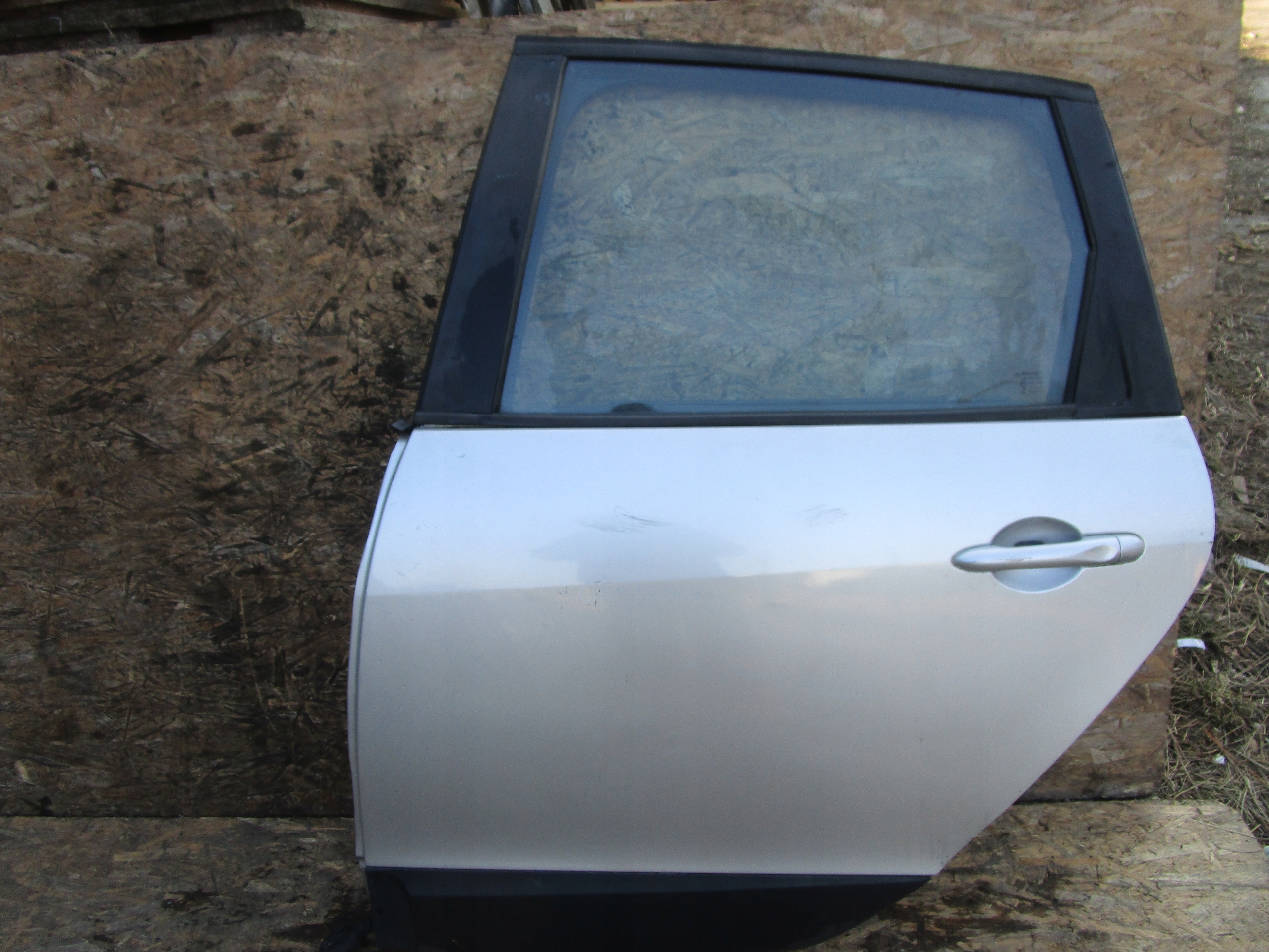 Drzwi tył lewe Renault Scenic III