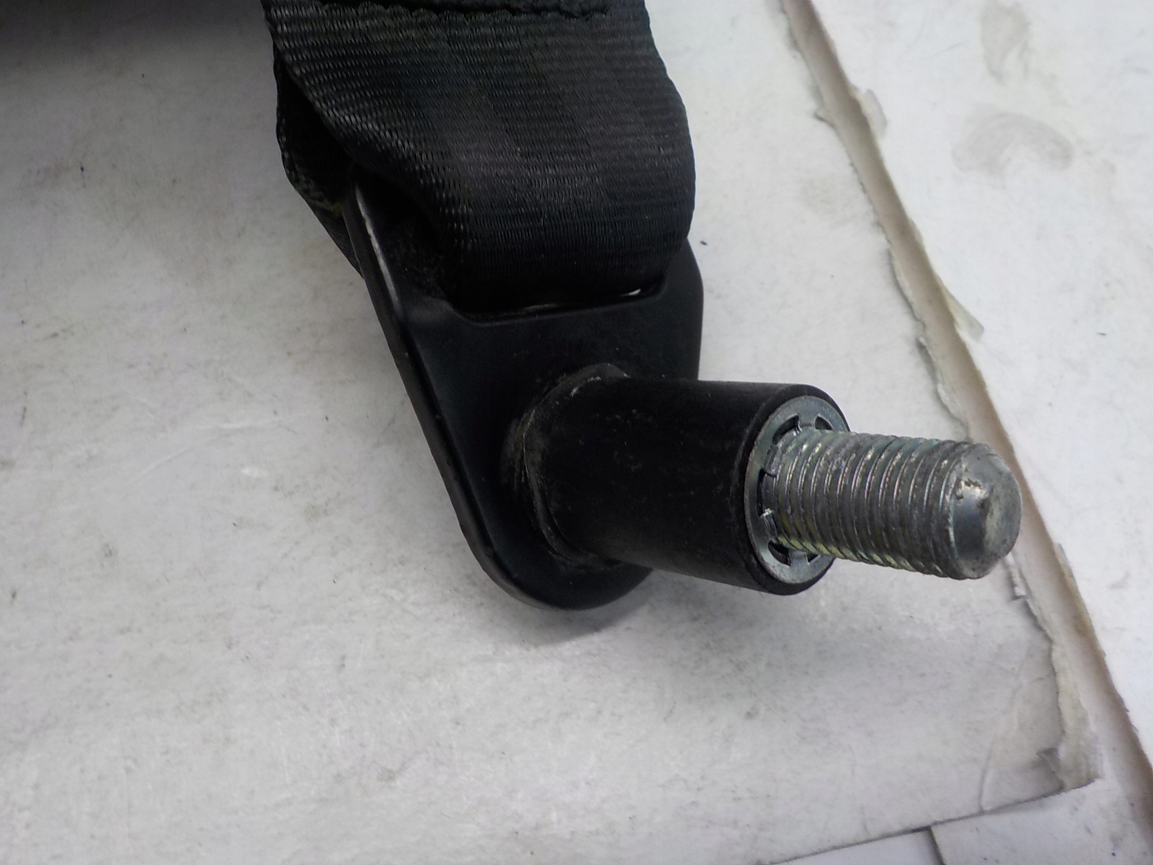 FIAT DOBLO II COMBO D Gurten Sicherheits Spanner rechts vorne