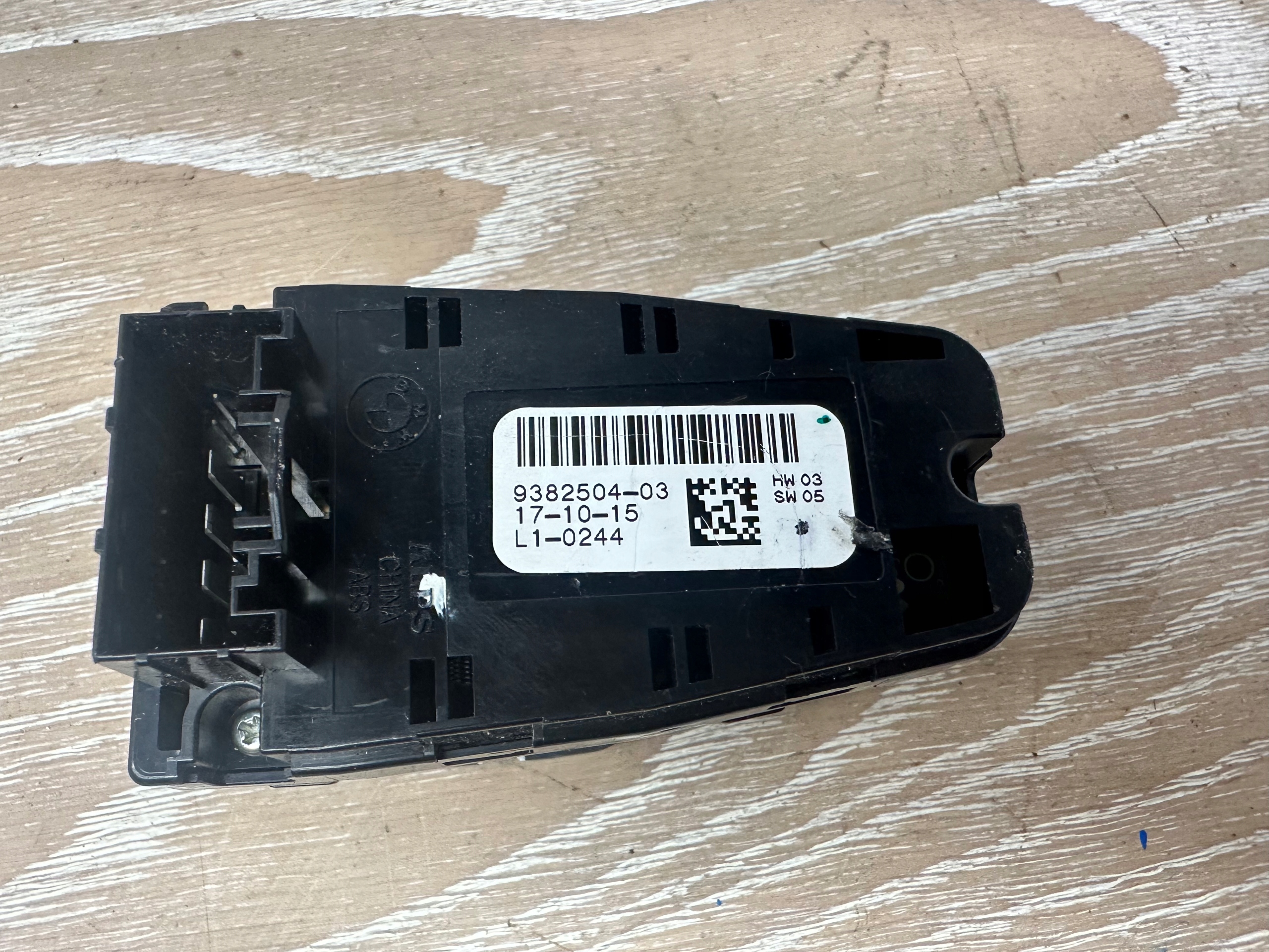 button windows ROLETY BMW SERIA 7 G11 G12 9382504