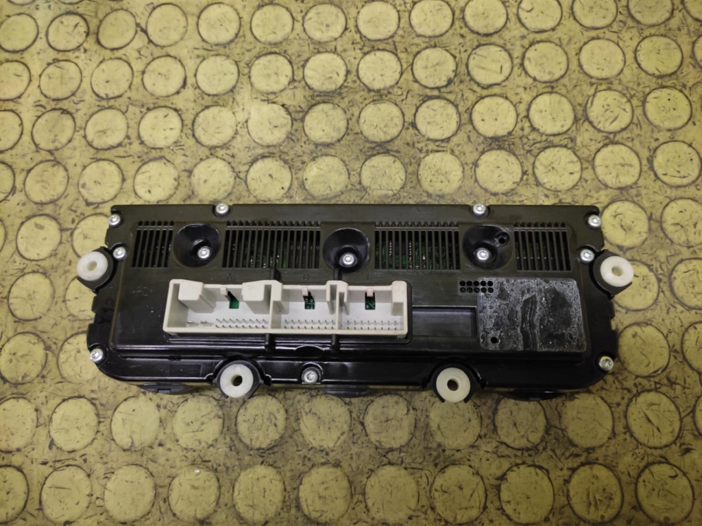 VW PASSAT B6 PANEL klími klimatizaci 74641431