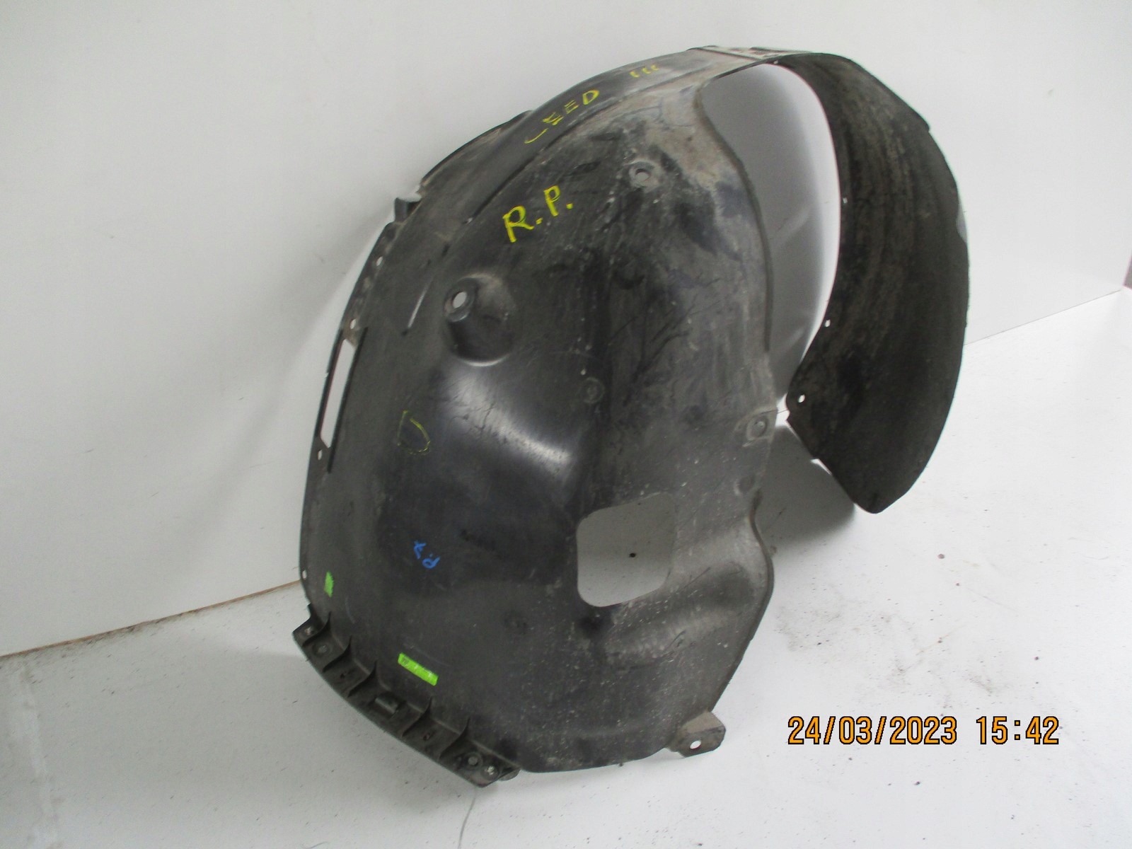 mudguard HYUNDAI TUCSON IV left 86811-N7000