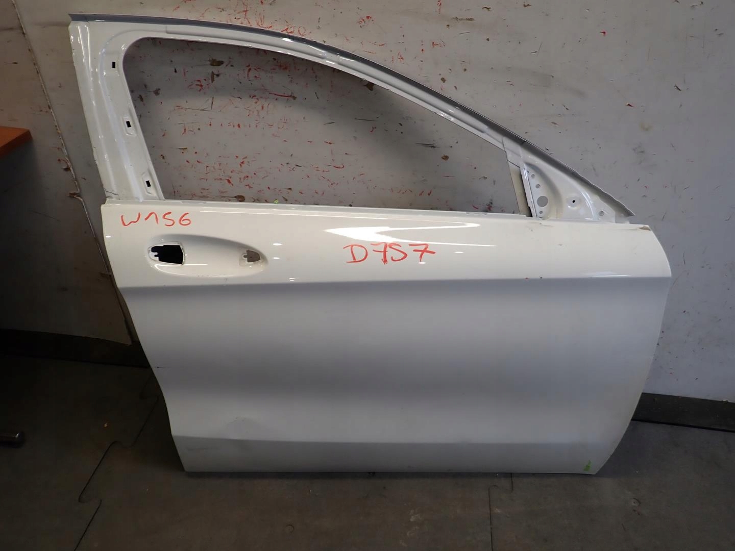 door front front right MERCEDES GLA W156 2013- A1567220210
